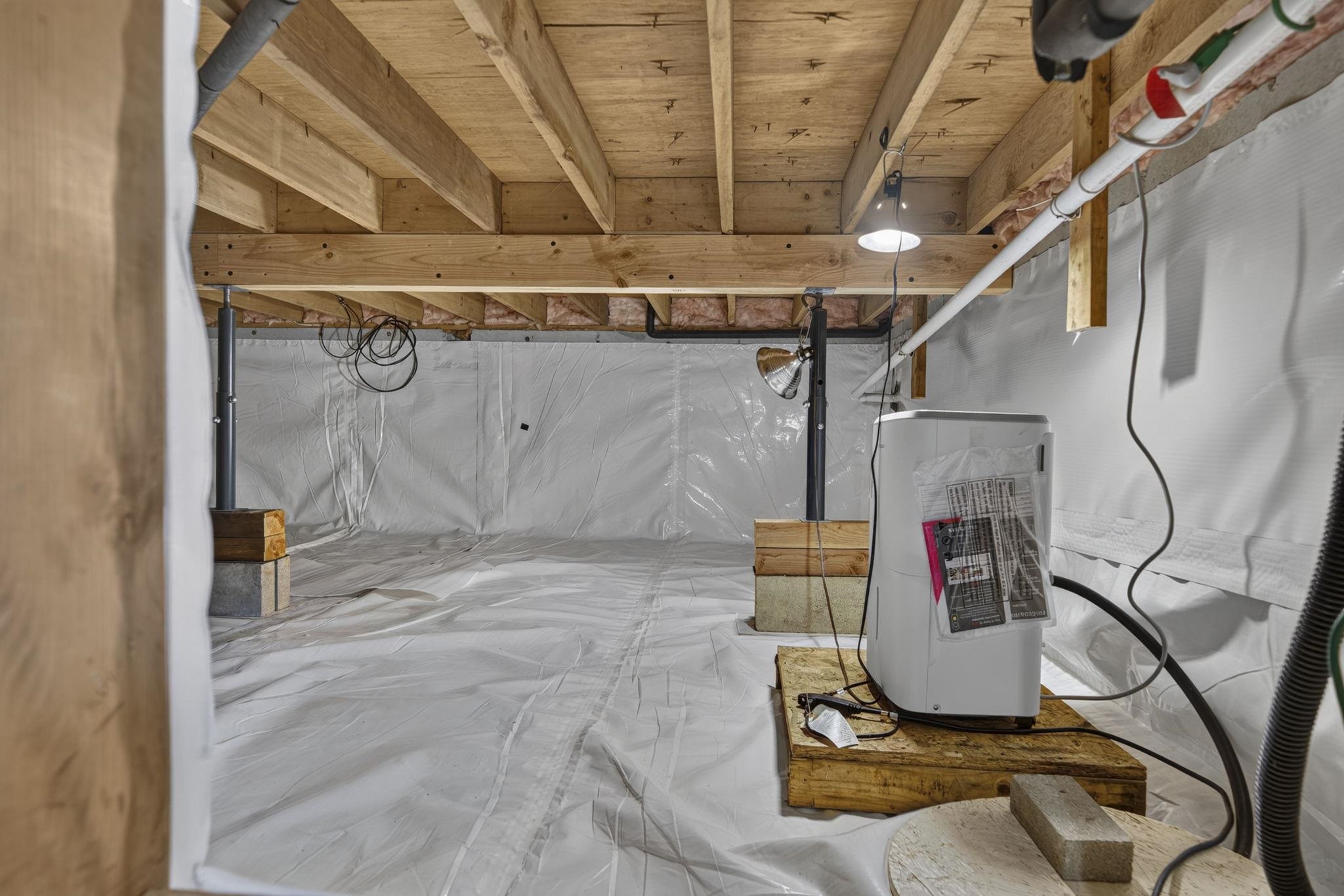 19 Level Street Property Photo 32