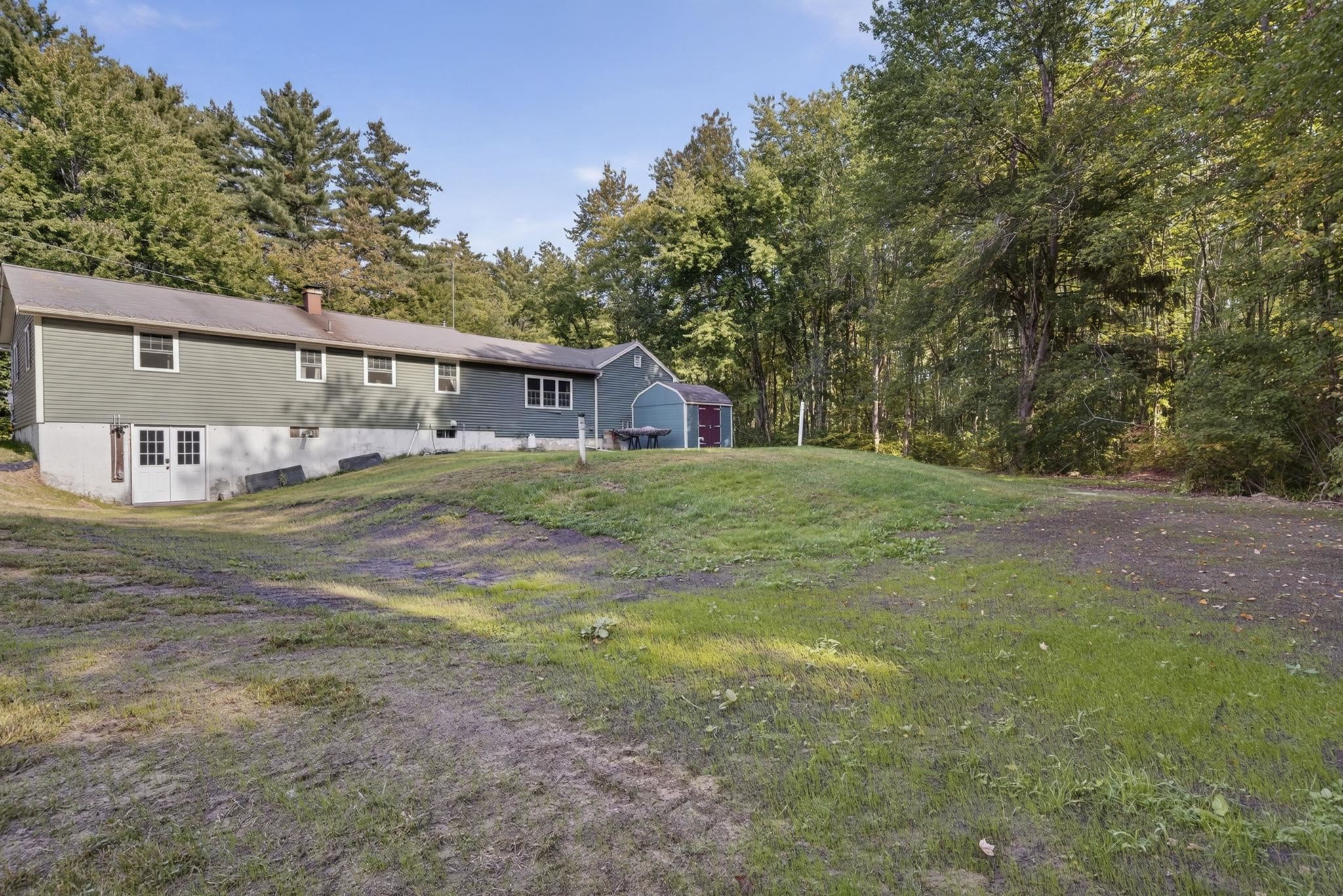 19 Level Street Property Photo 38