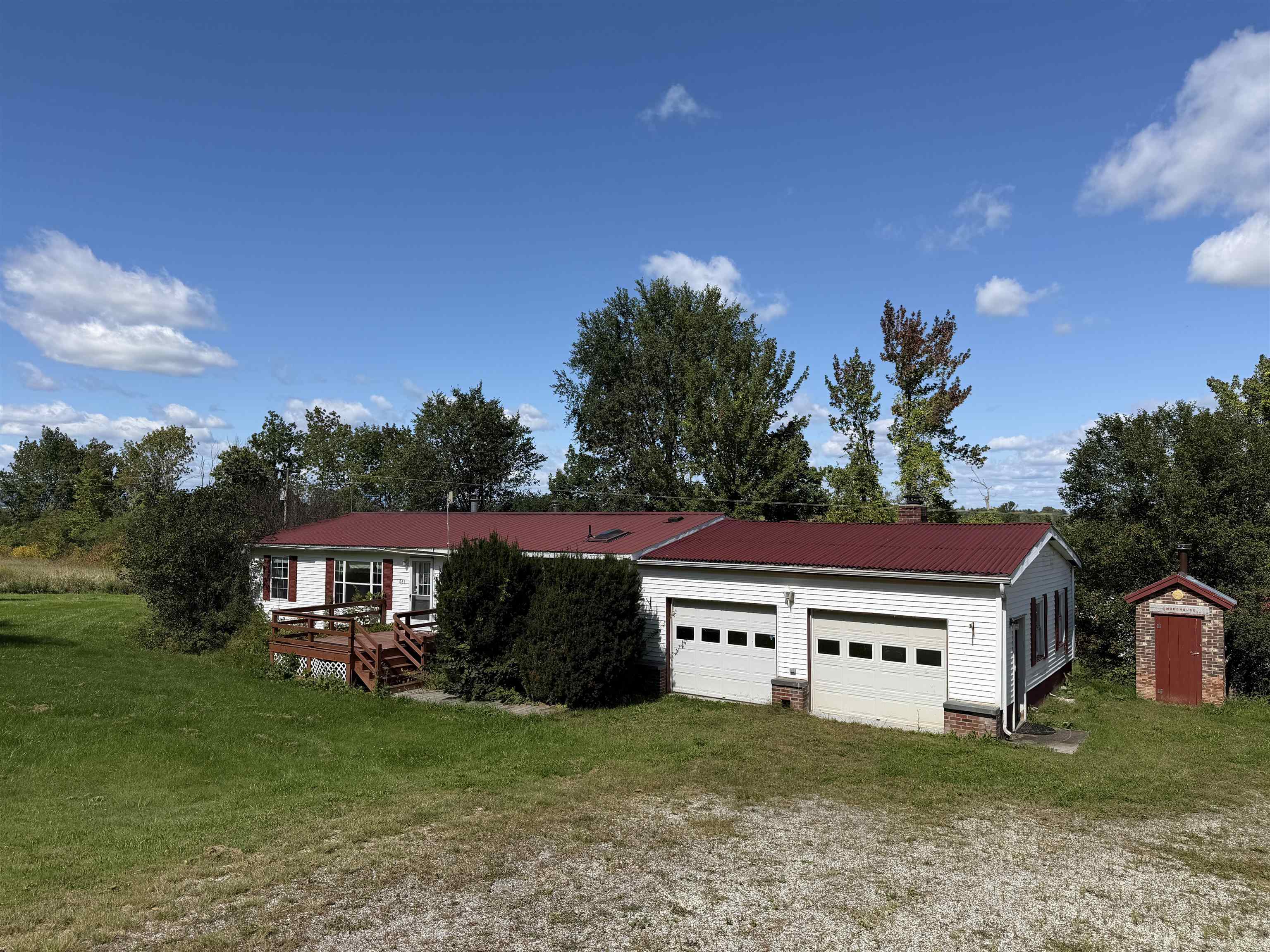 881 Orchard Drive Property Photo 1