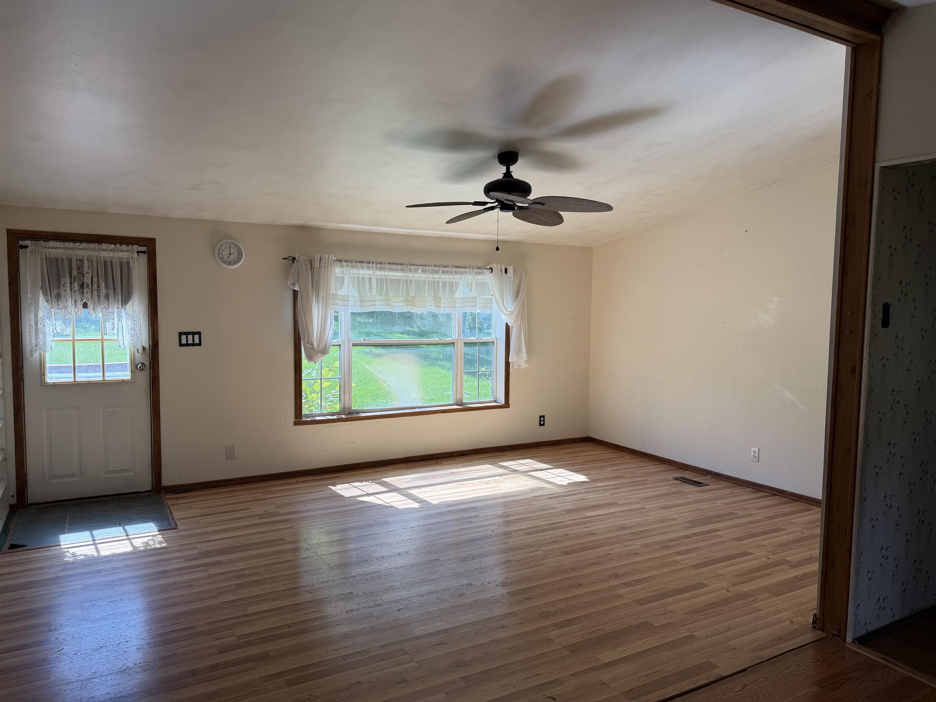 881 Orchard Drive Property Photo 8