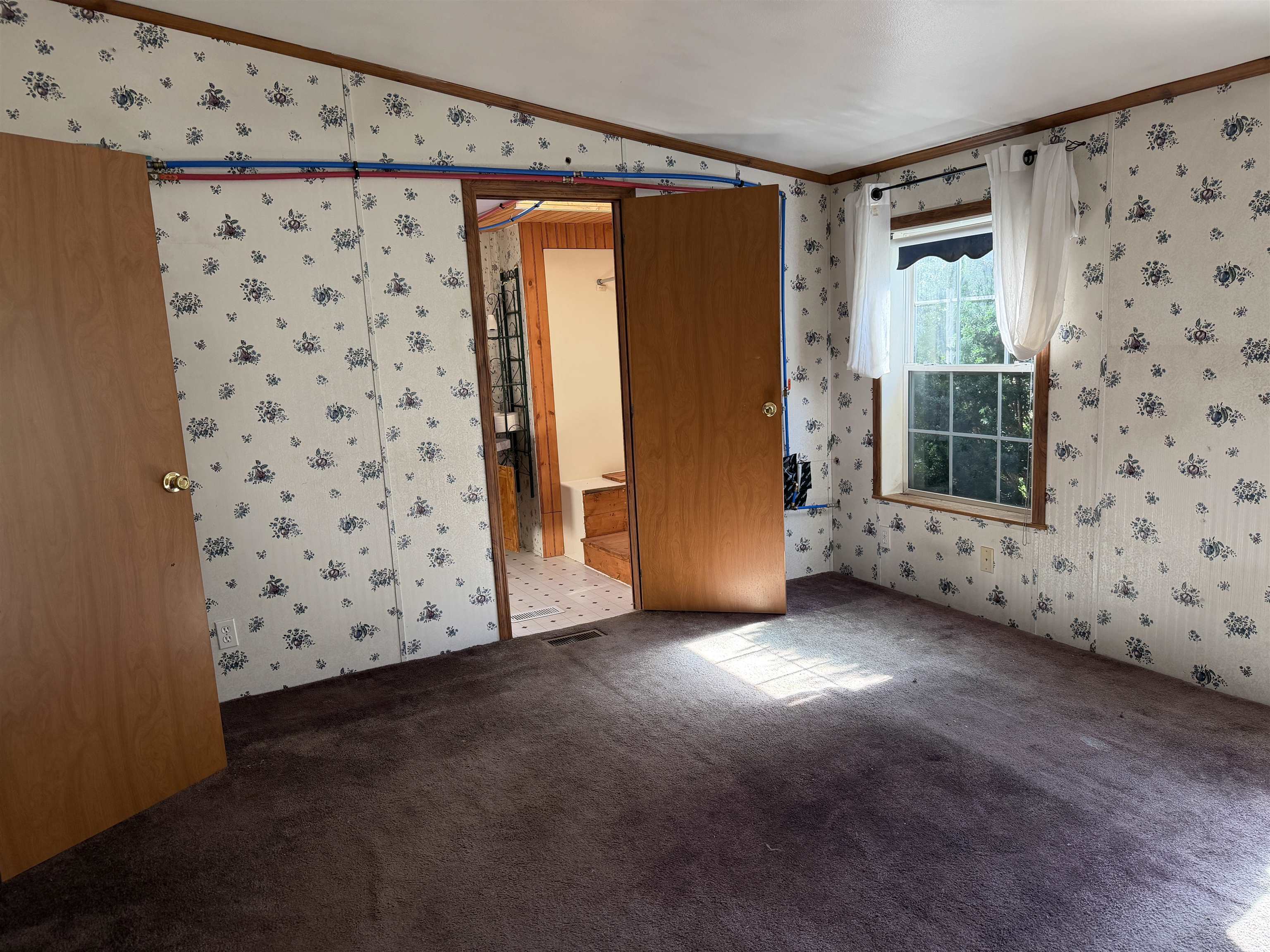 881 Orchard Drive Property Photo 9