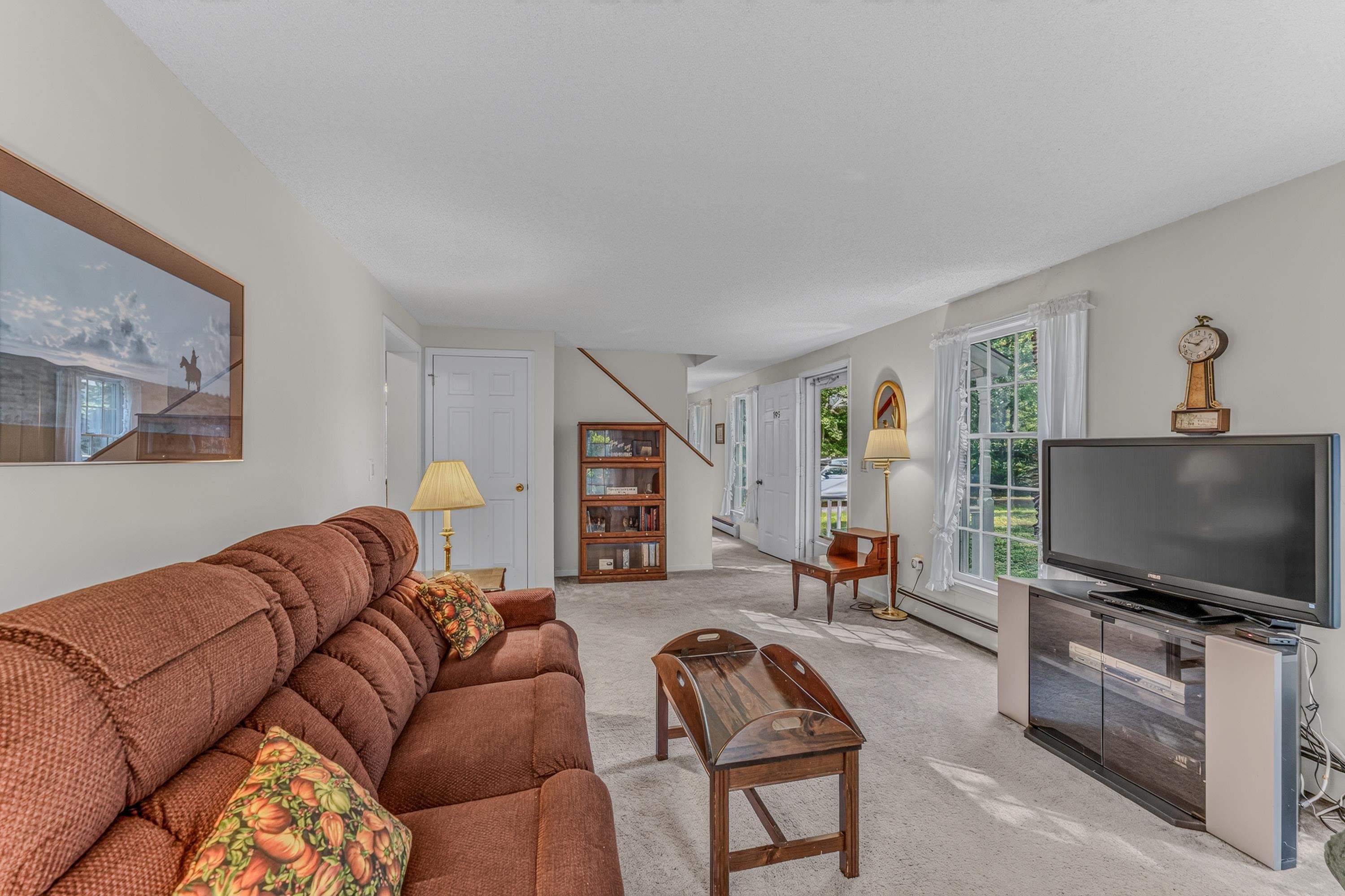 195 Castle Lane Property Photo 16