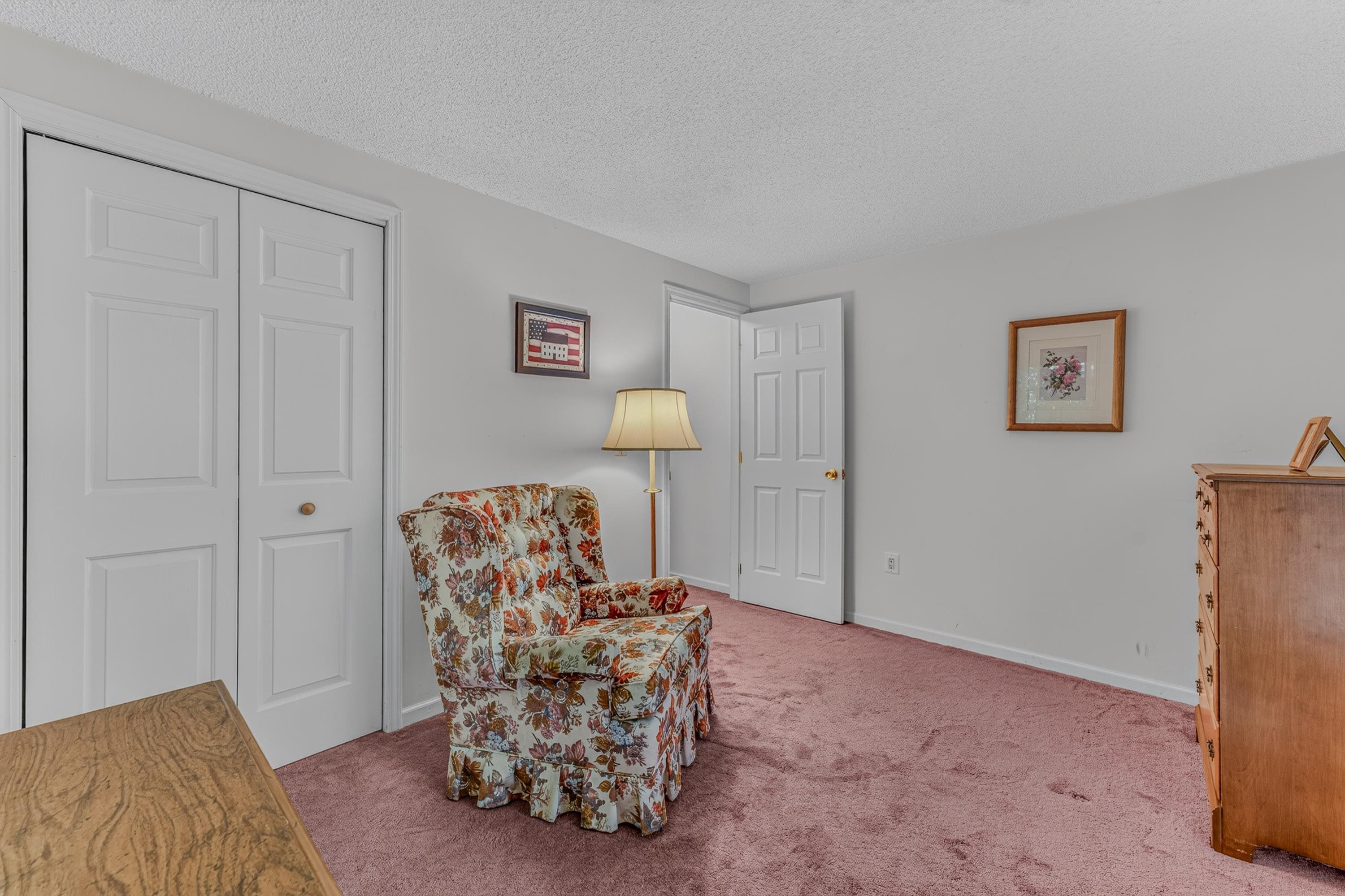 195 Castle Lane Property Photo 19