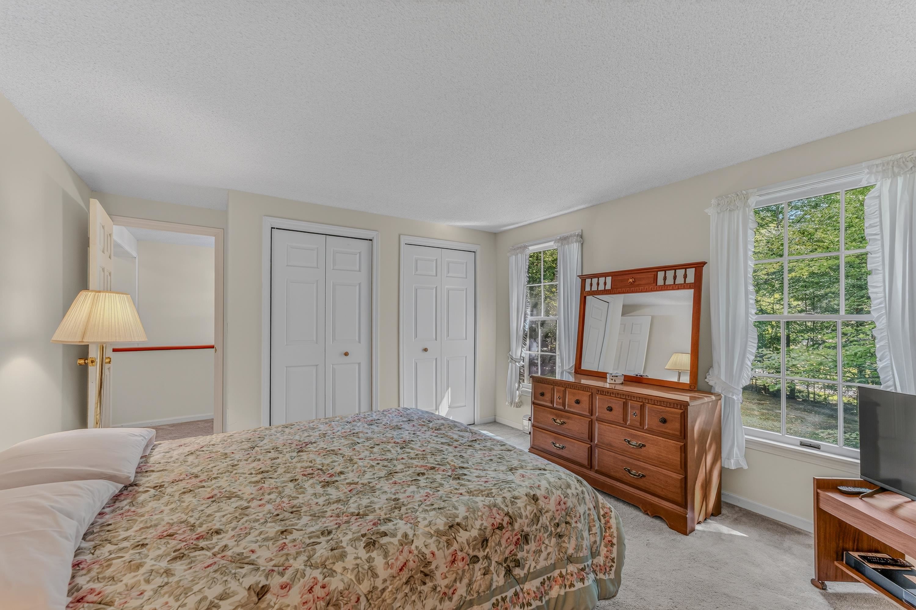 195 Castle Lane Property Photo 25