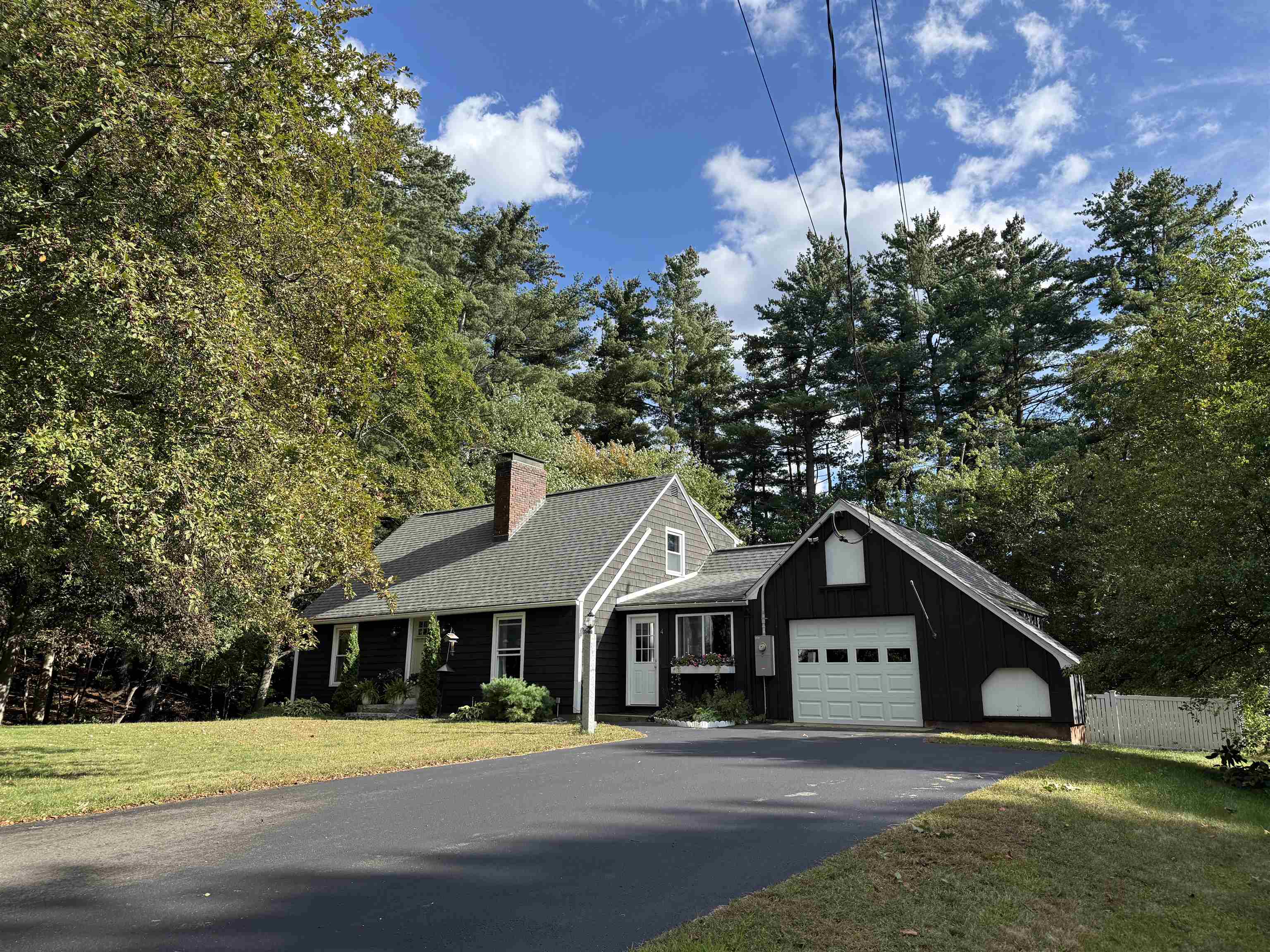 4 Corwin Drive Property Photo 1