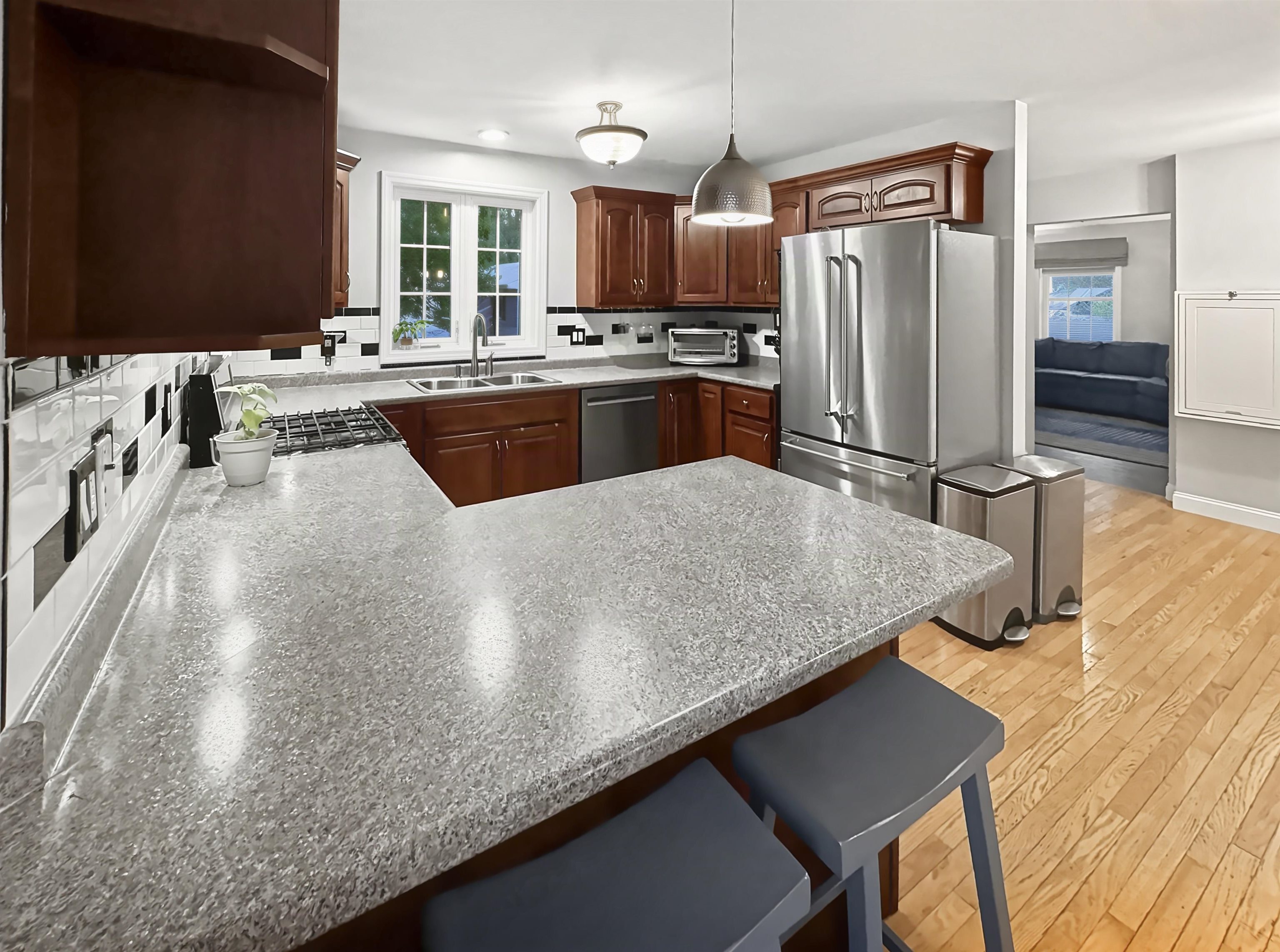 9 Plummer Street Property Photo 7