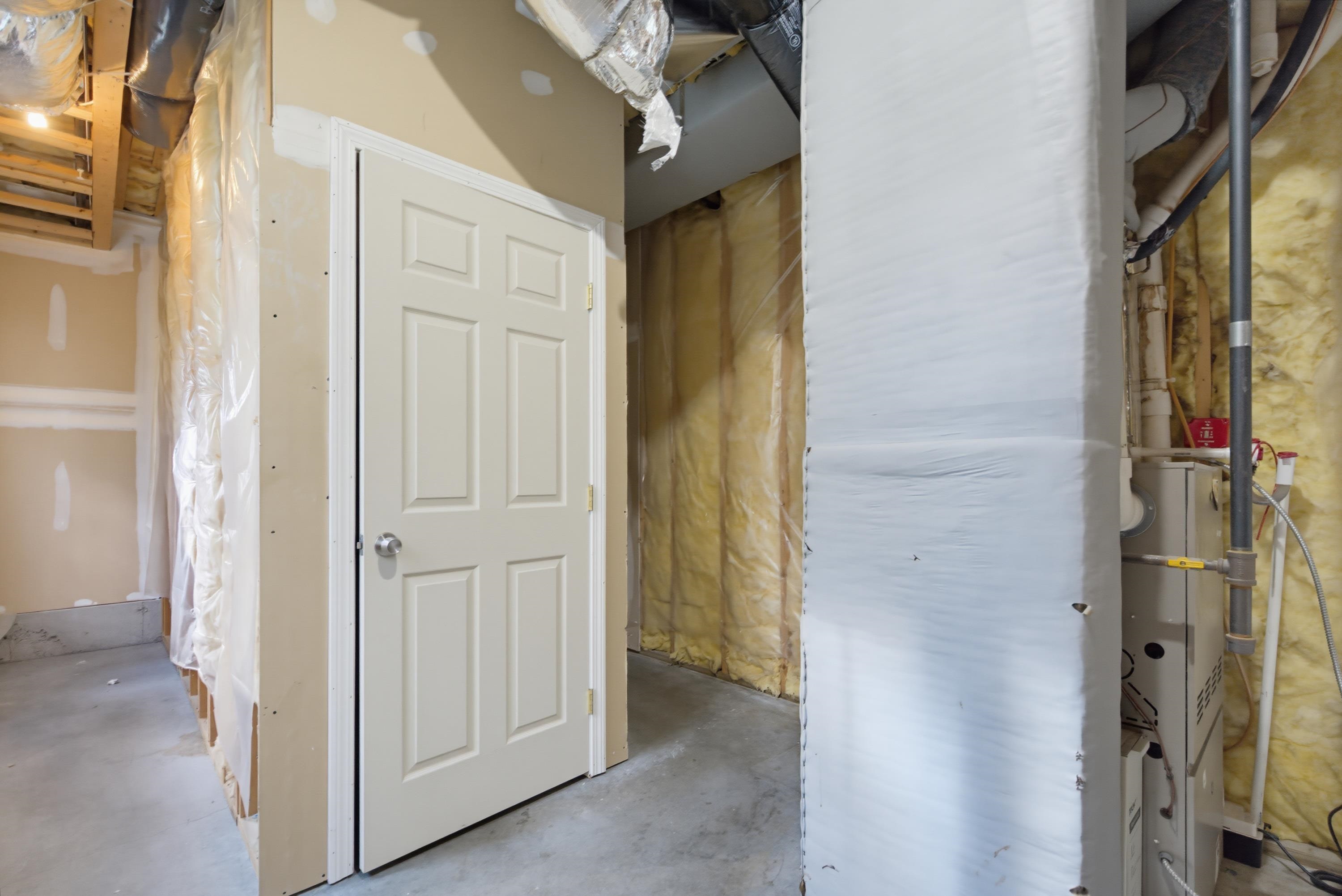 101 Maple Street Property Photo 8