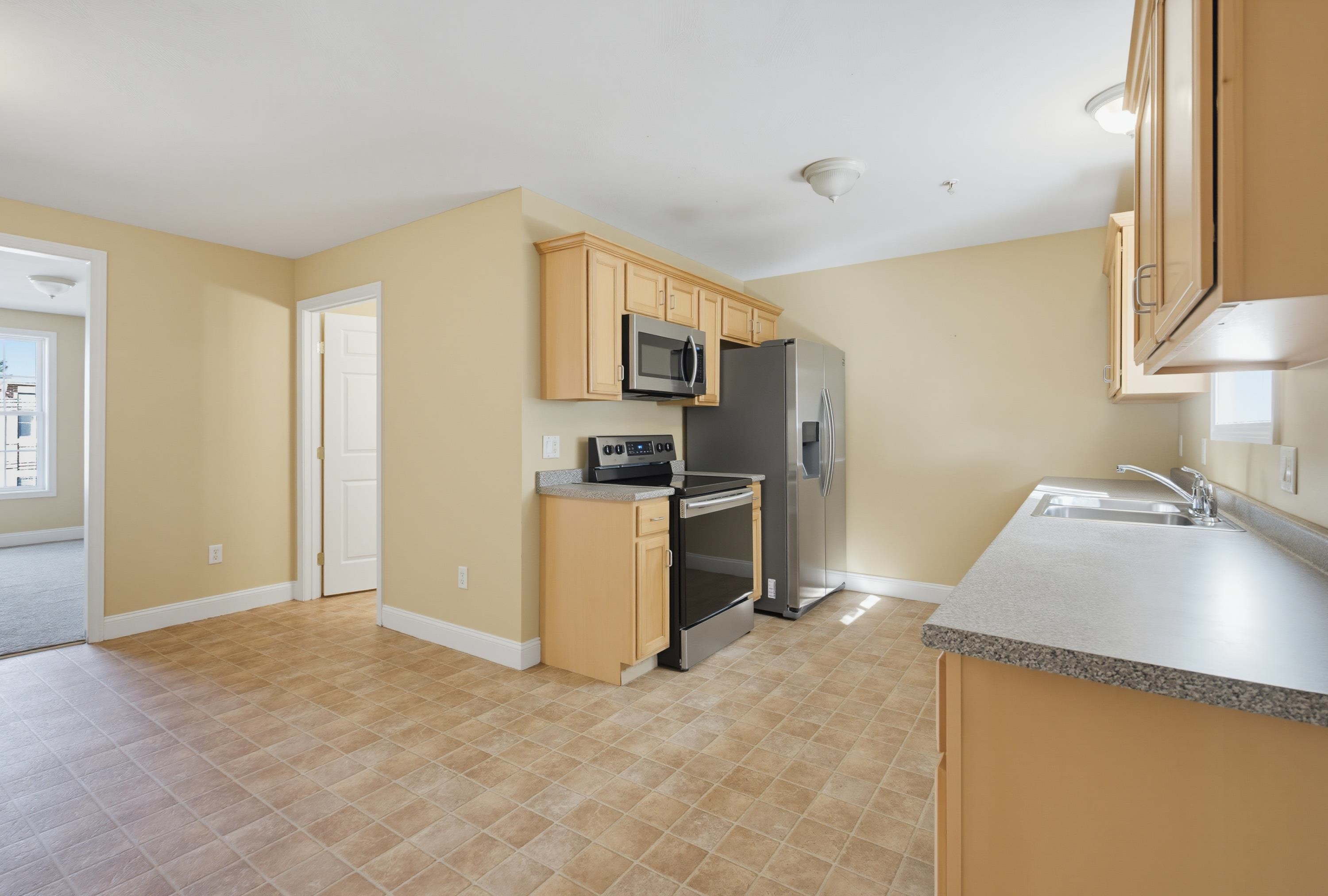 101 Maple Street Property Photo 15