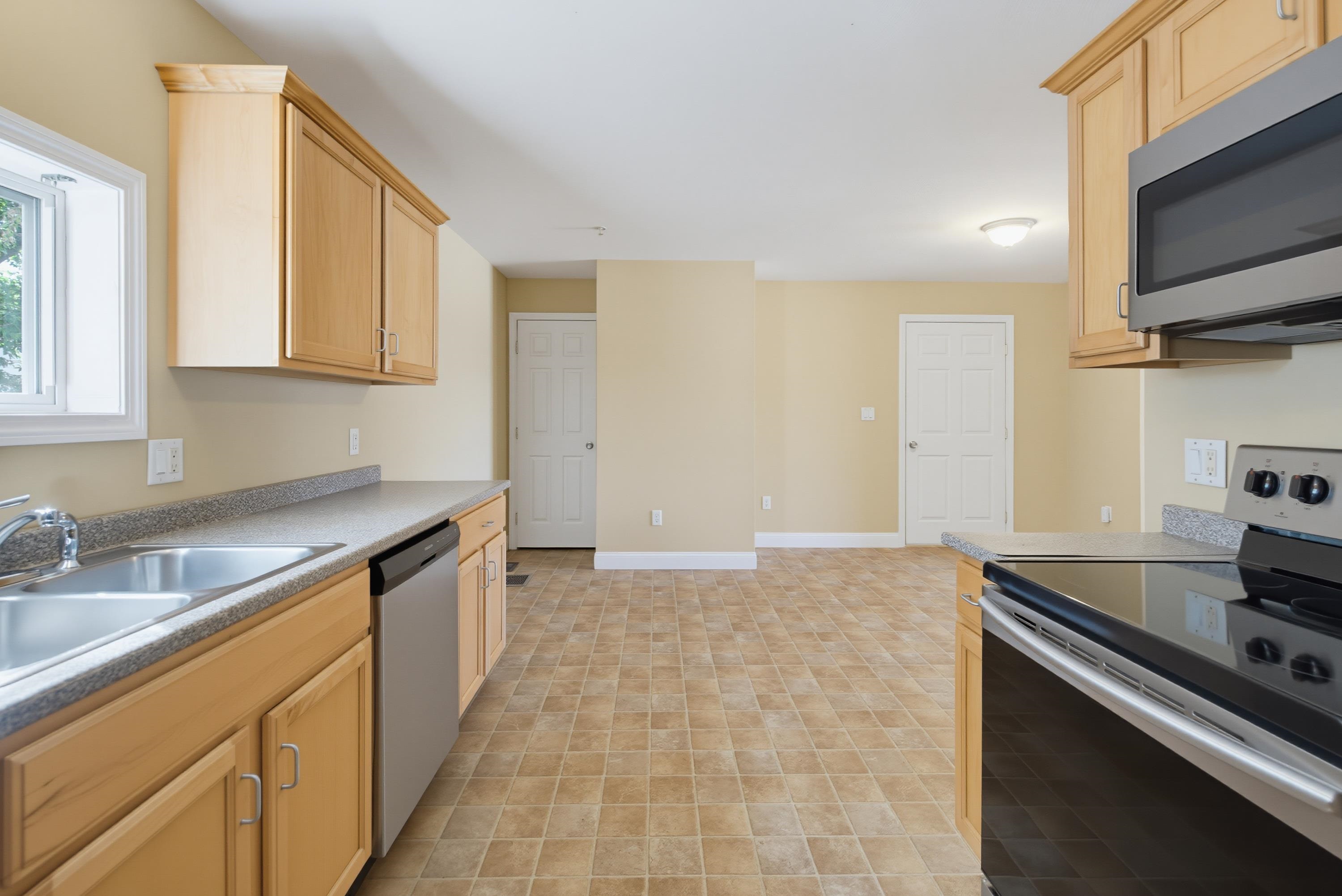 101 Maple Street Property Photo 16
