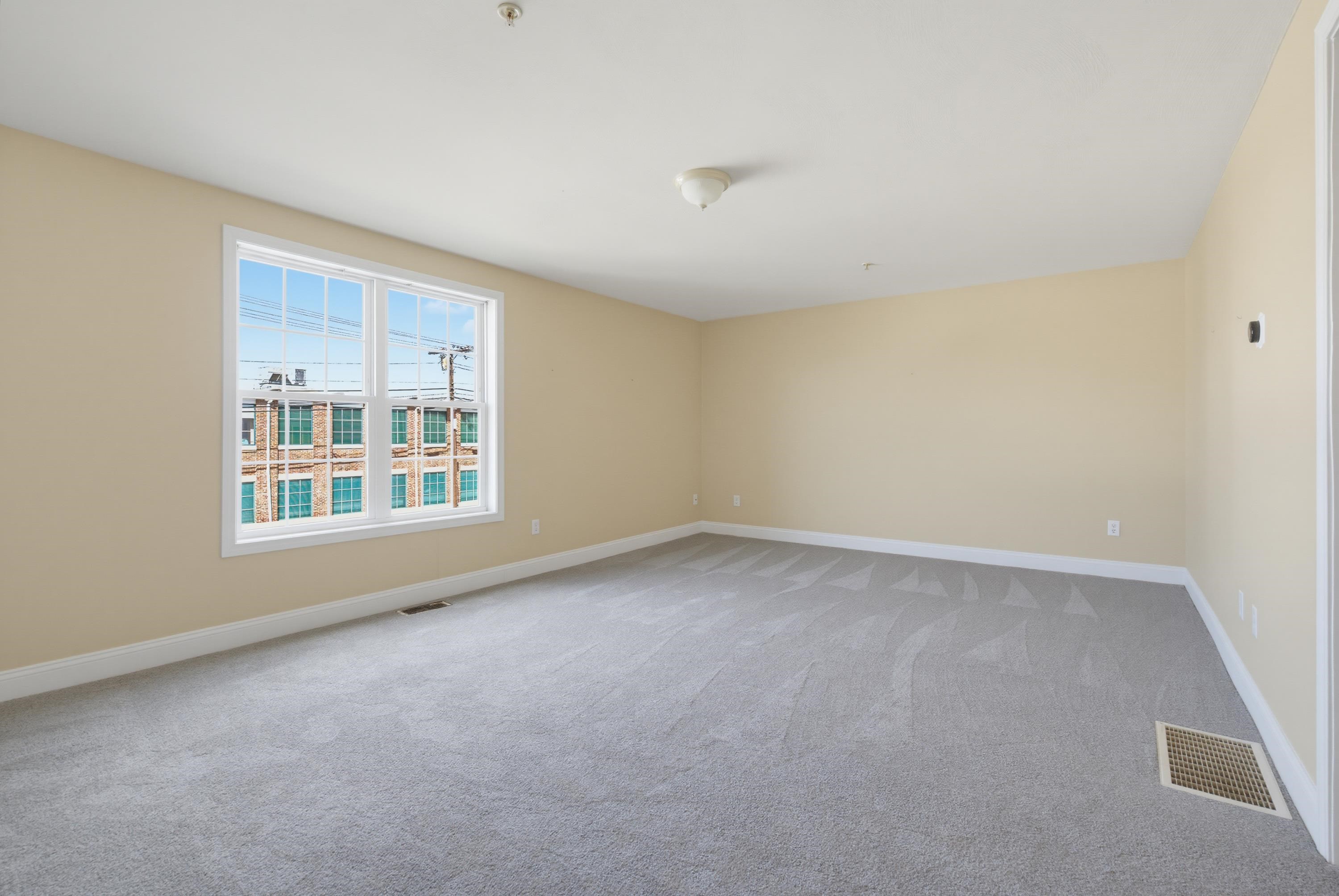 101 Maple Street Property Photo 19