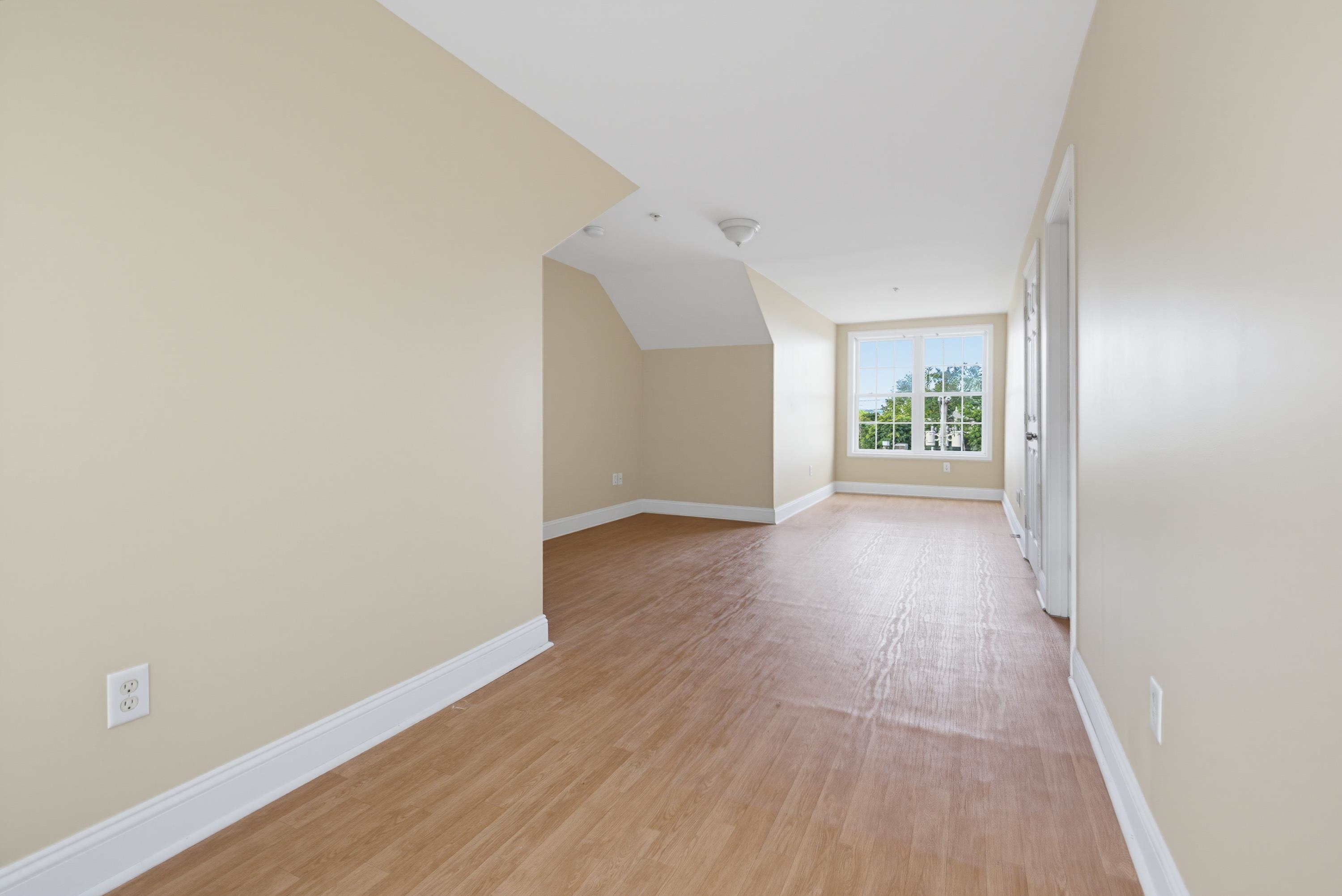 101 Maple Street Property Photo 37