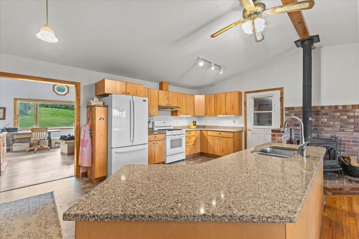4214 East Sheldon Road Property Photo 10