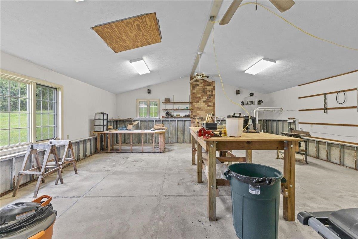 4214 East Sheldon Road Property Photo 32