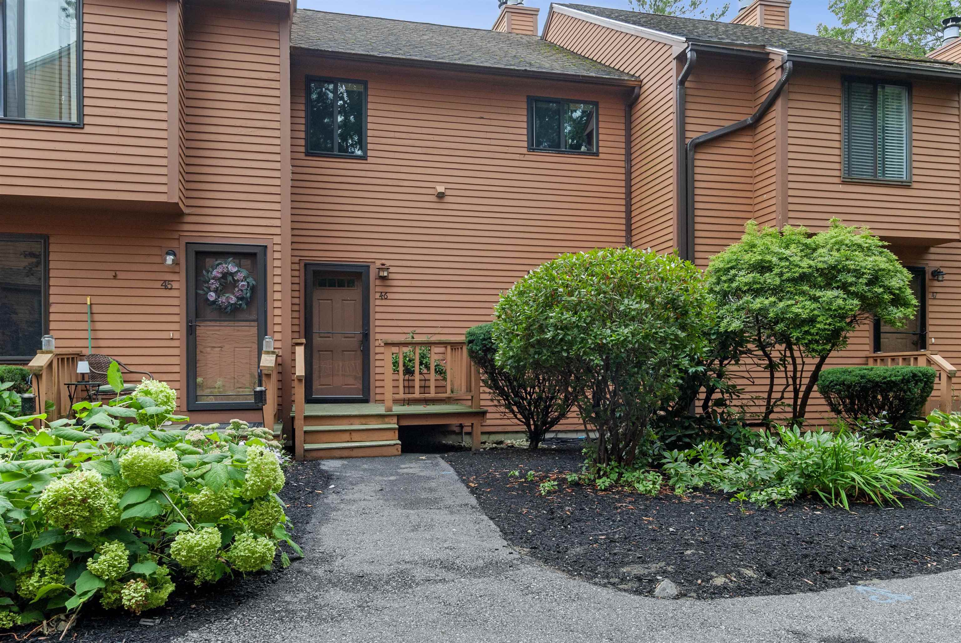 46 Dunvegan Woods Drive Property Photo 1
