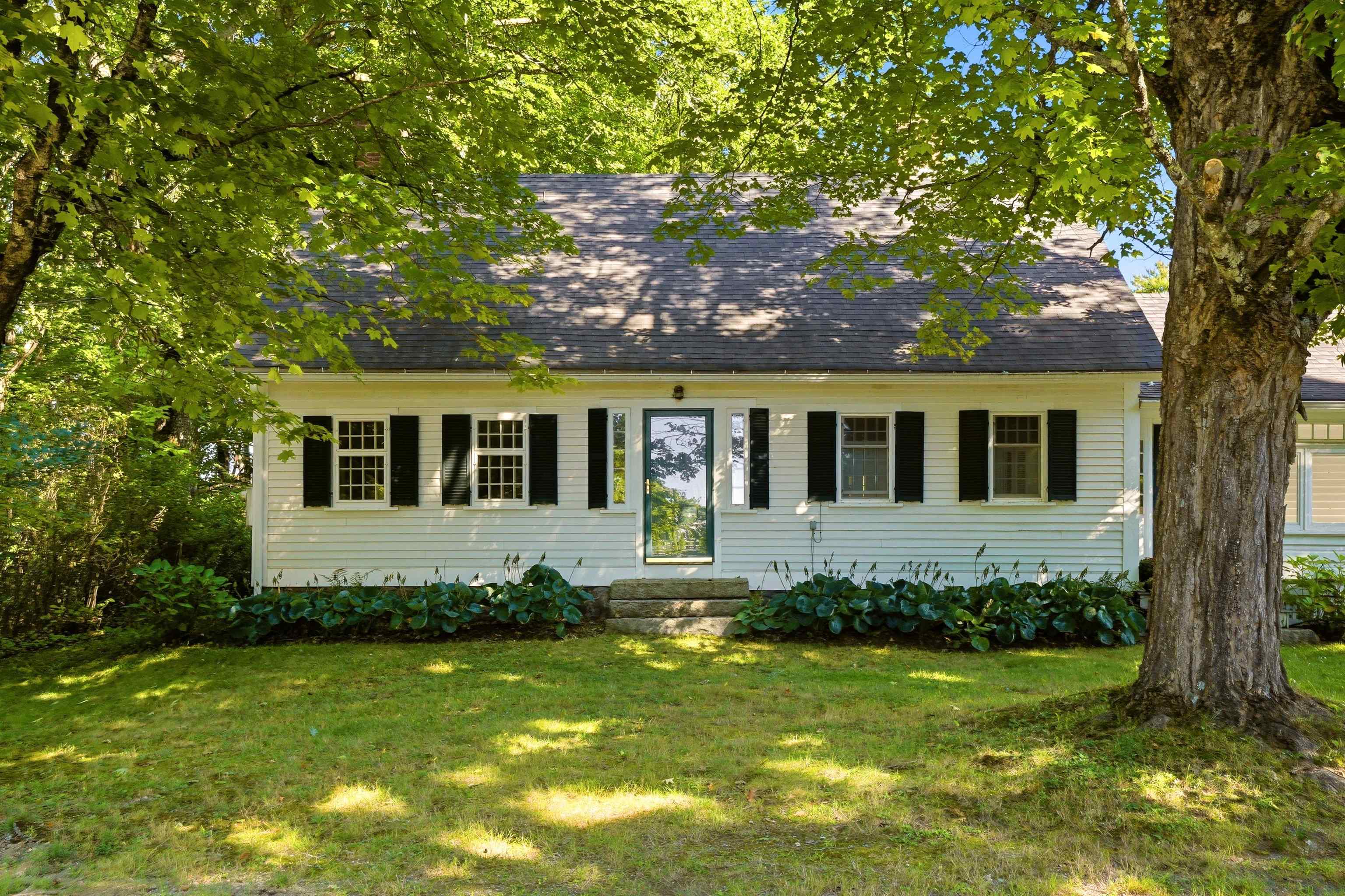 872 Hemlock Corner Loop Property Photo 4