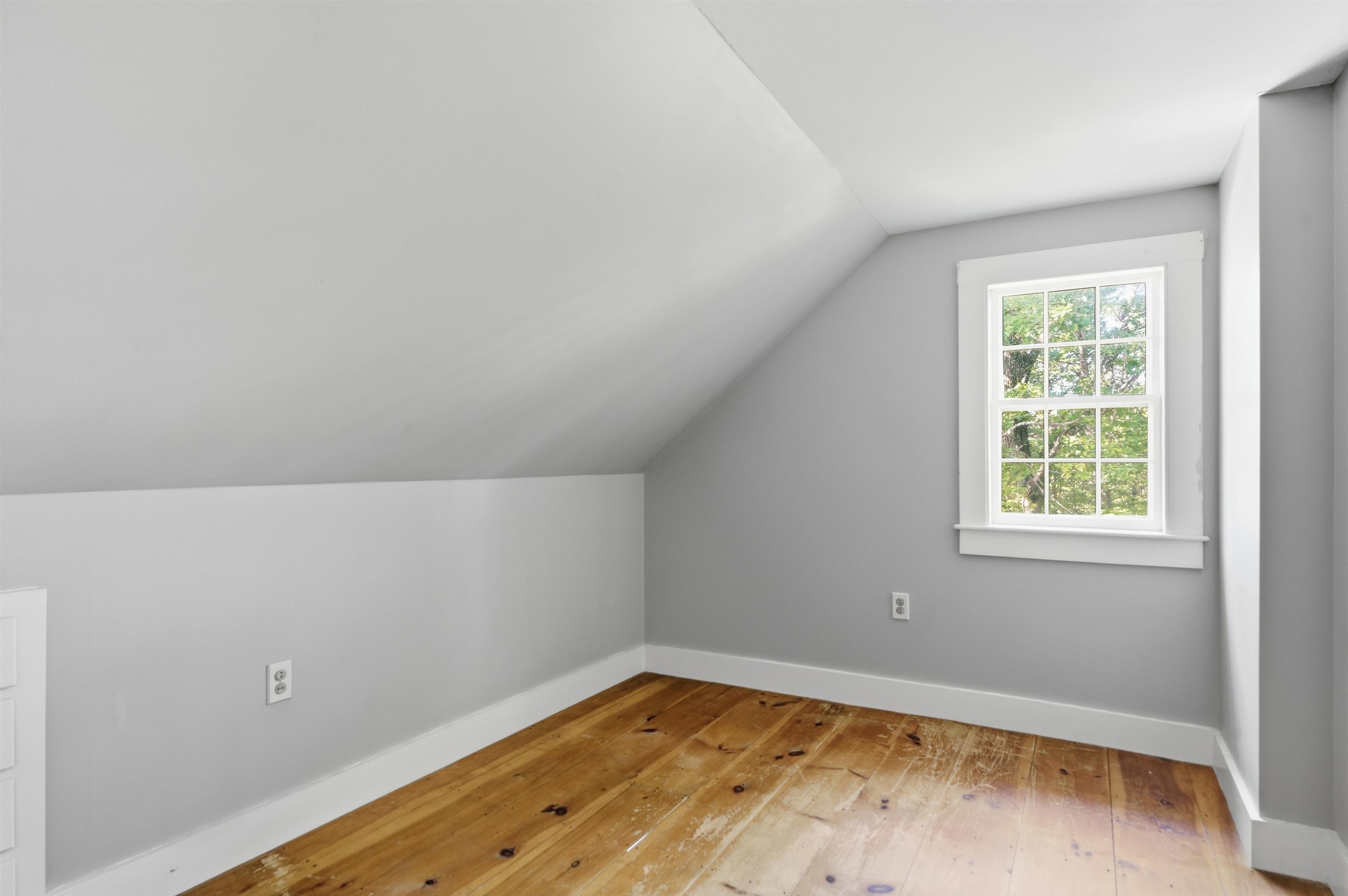 872 Hemlock Corner Loop Property Photo 24
