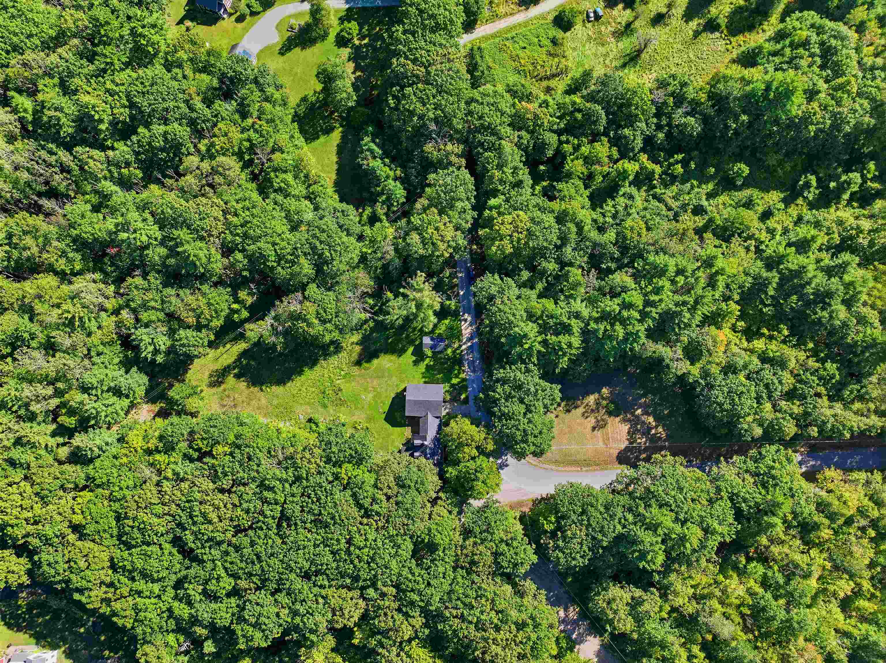 872 Hemlock Corner Loop Property Photo 34