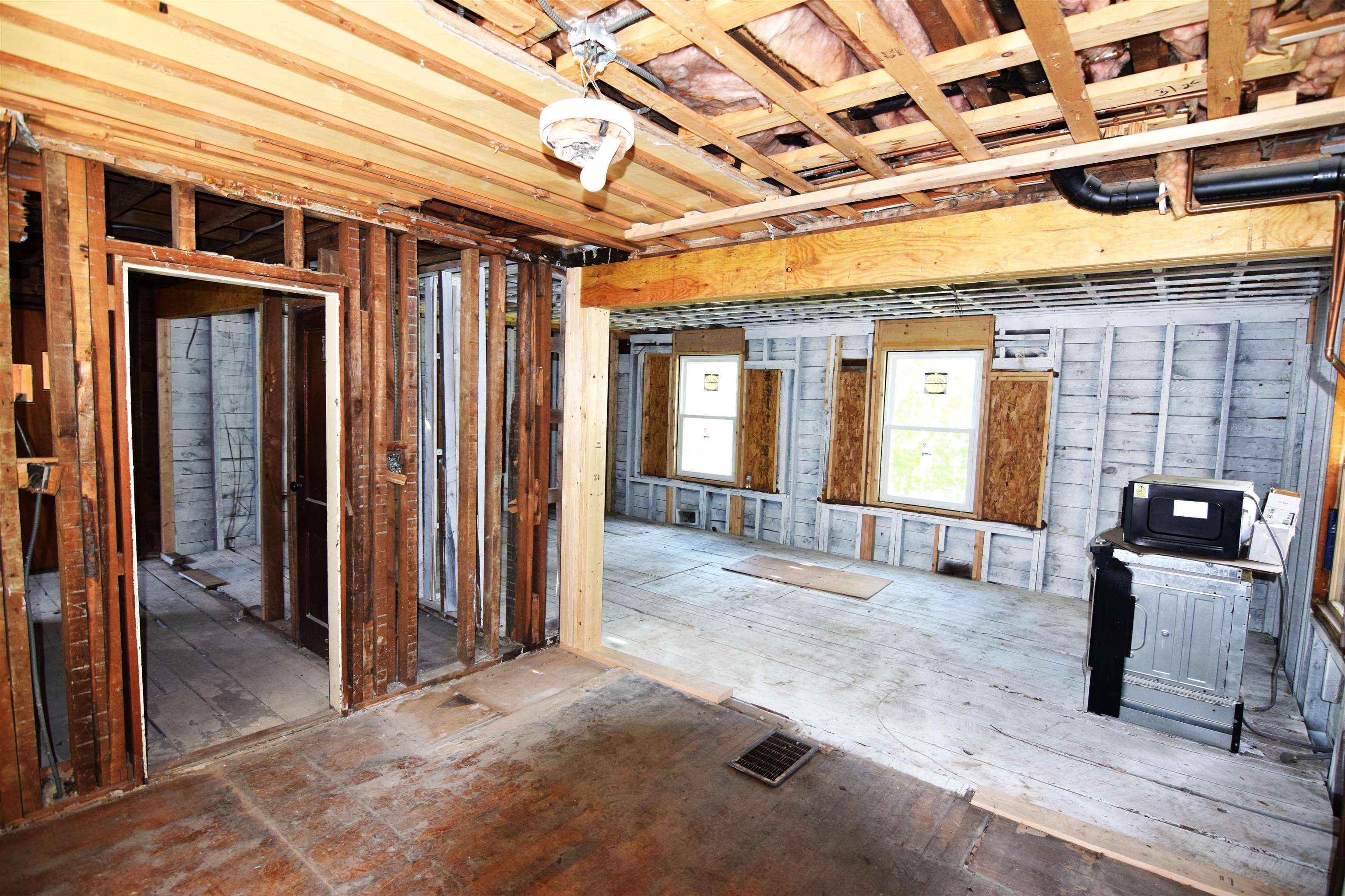 142 Maple Street Property Photo 16