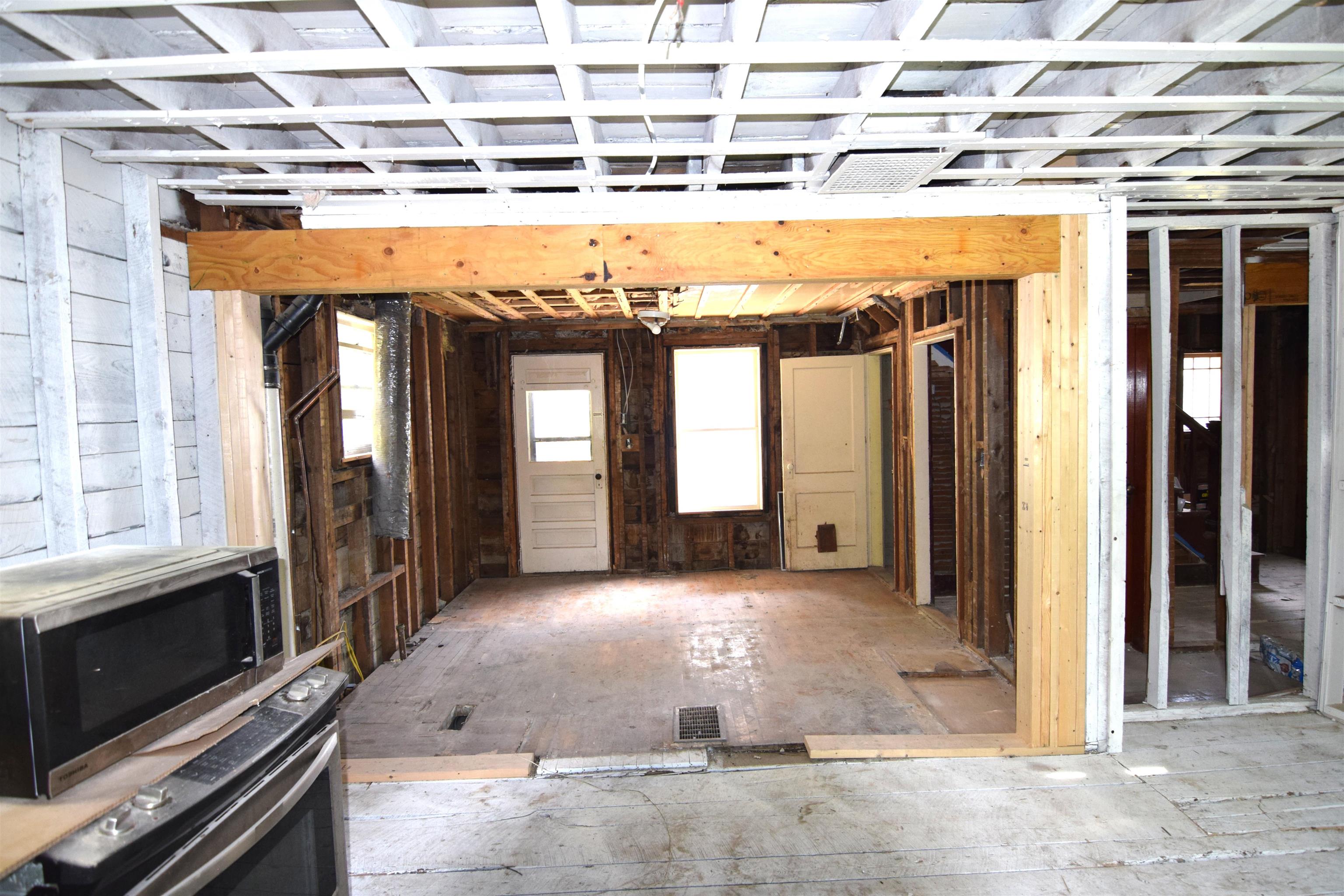 142 Maple Street Property Photo 19