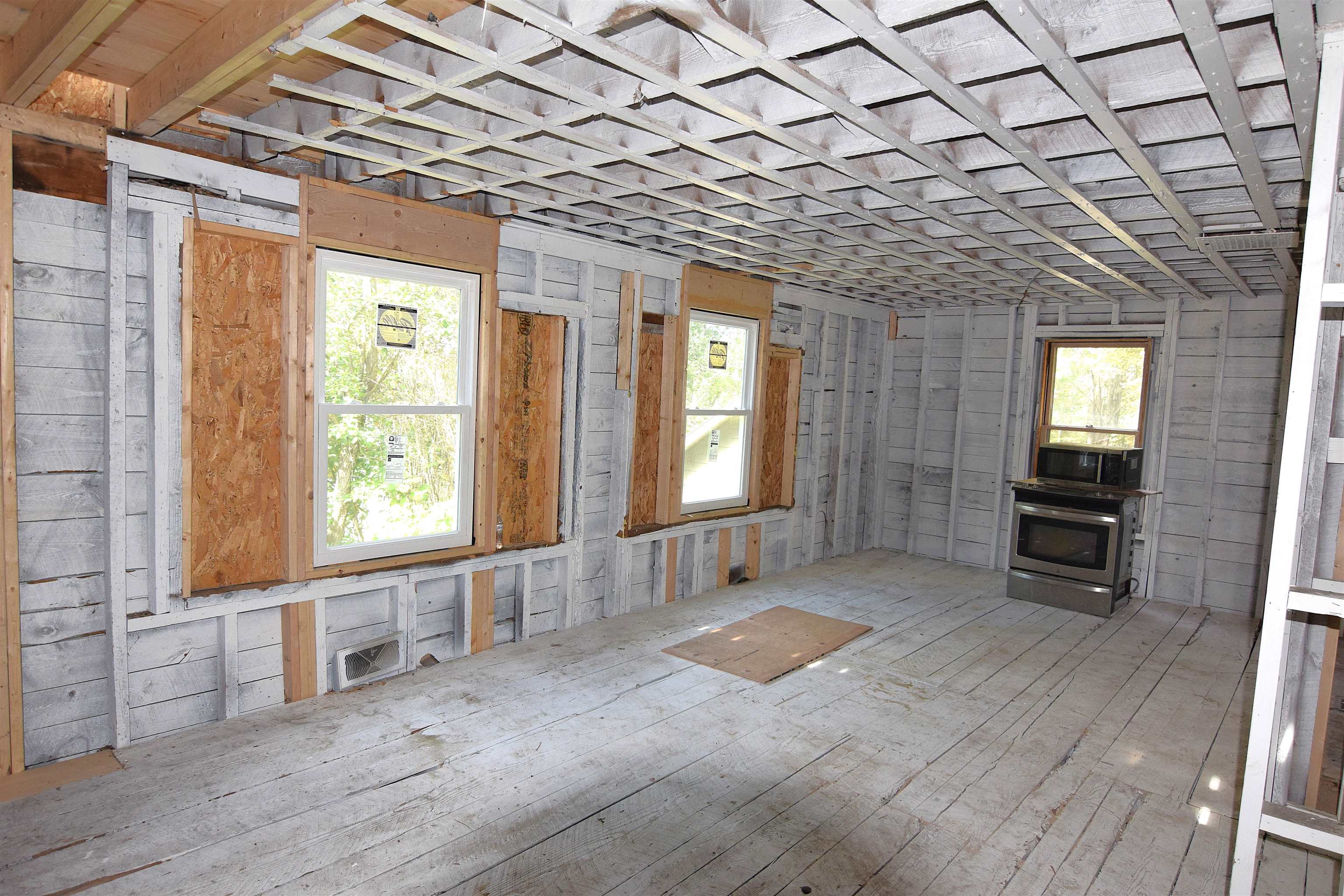 142 Maple Street Property Photo 24