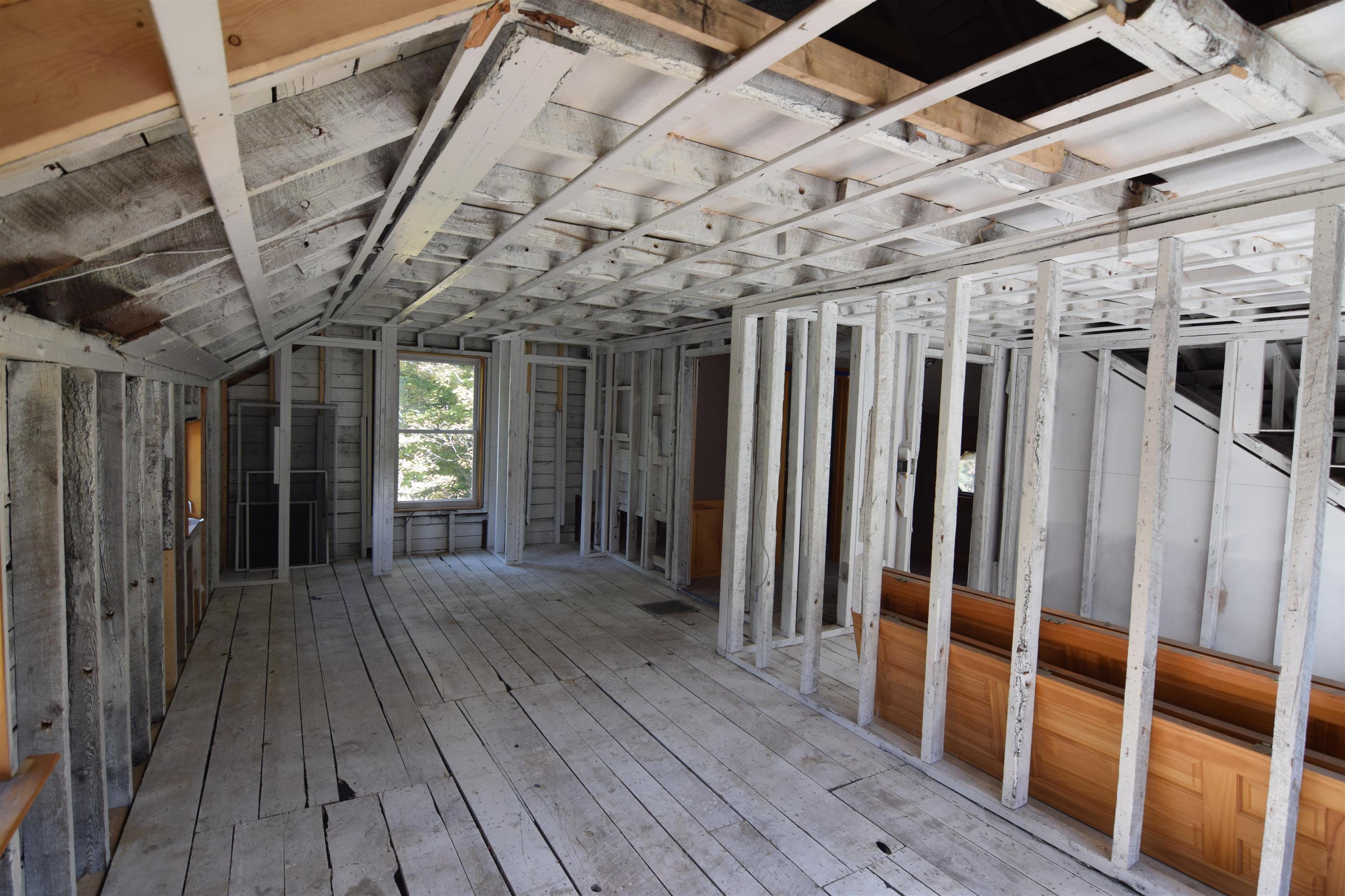 142 Maple Street Property Photo 29