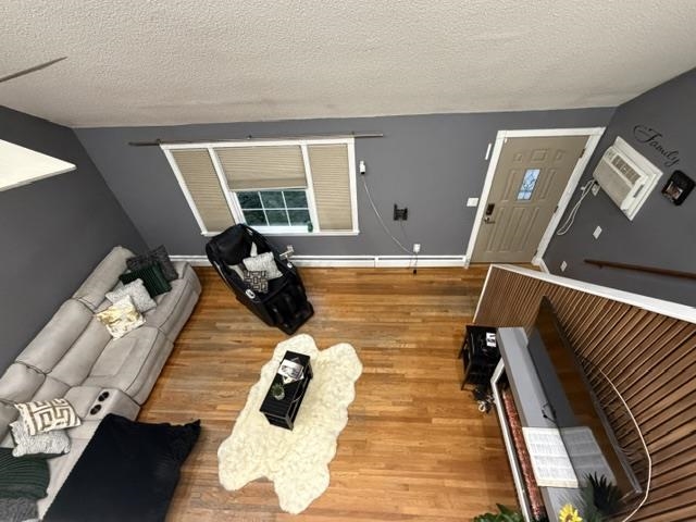 123 South Jewett Street Property Photo 5