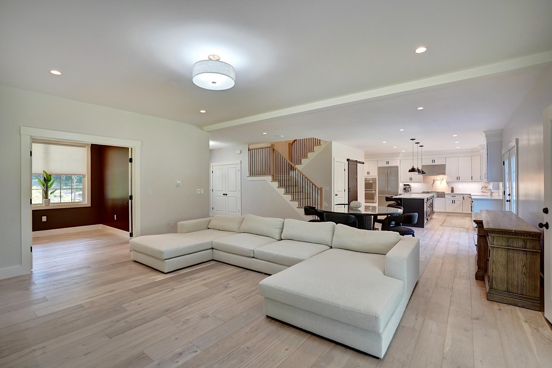 14 Osgood Road Property Photo 21