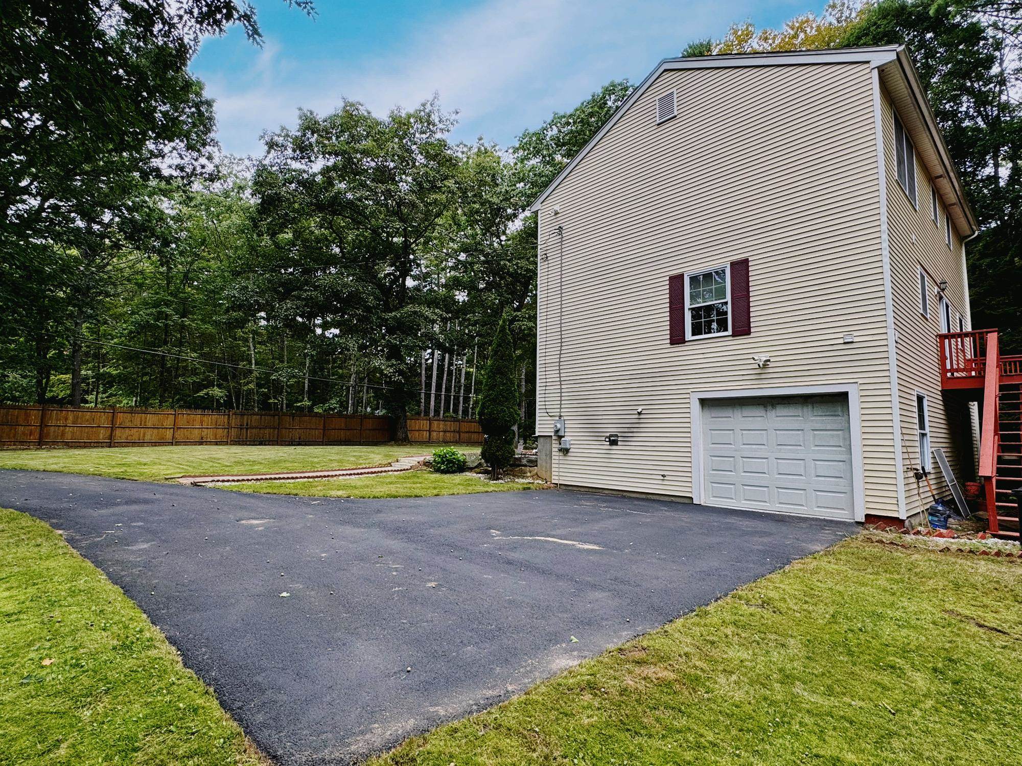 80 Snow Pond Road Property Photo 2