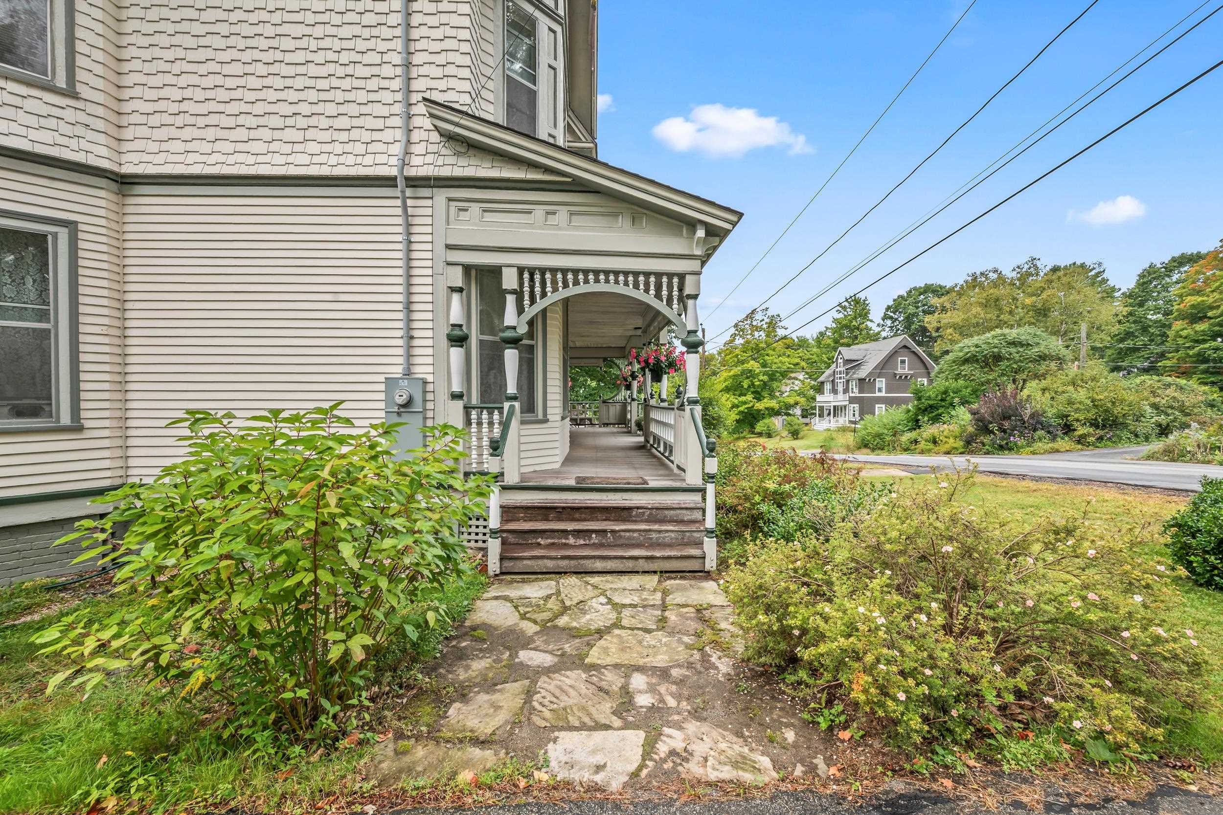 89 Bunker Hill Street Property Photo 6