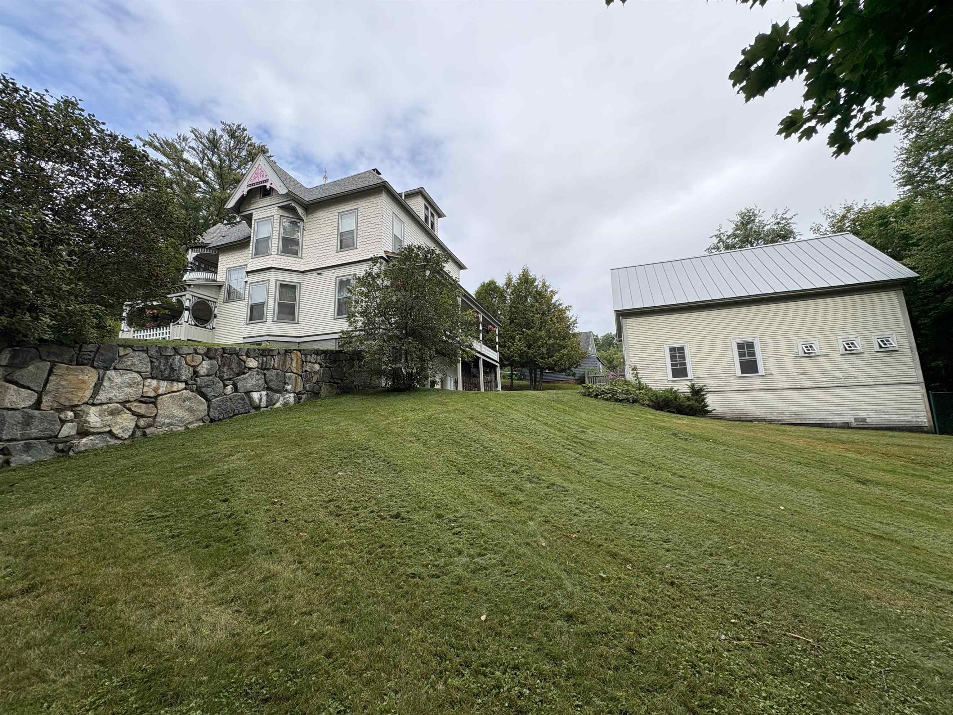 89 Bunker Hill Street Property Photo 15