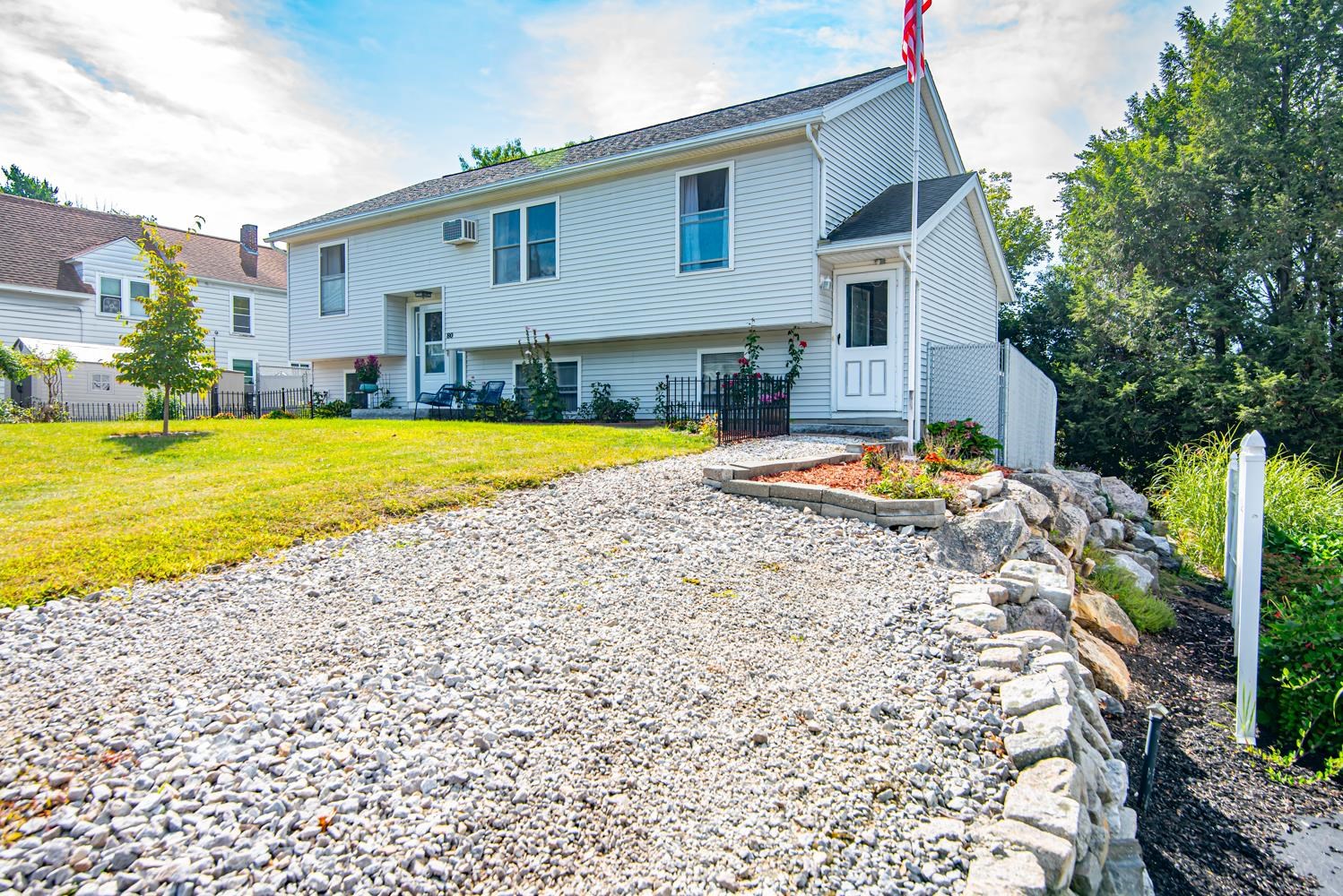 80 Rhode Island Avenue Property Photo 3