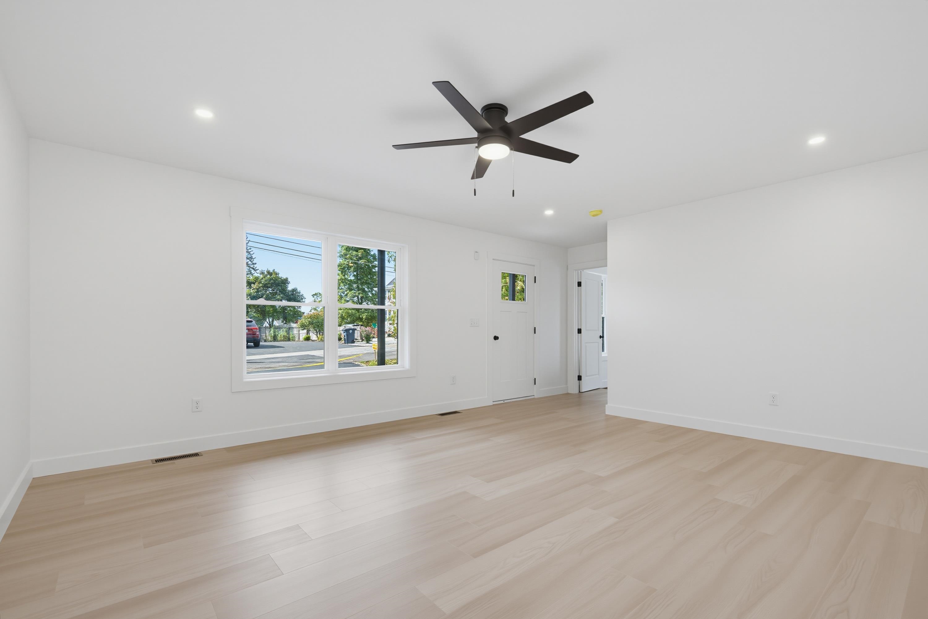 6 Swan Street Property Photo 20