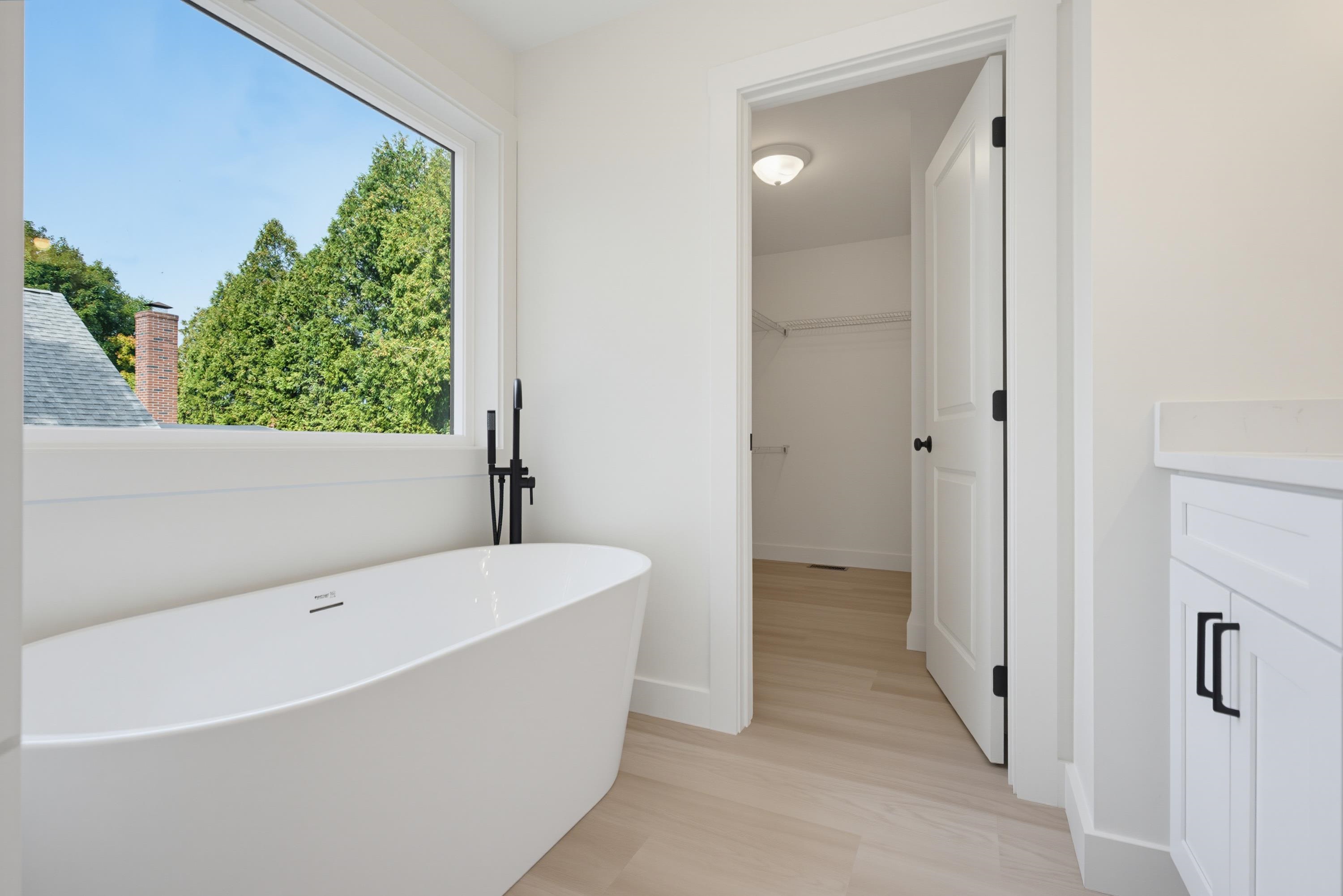 6 Swan Street Property Photo 33
