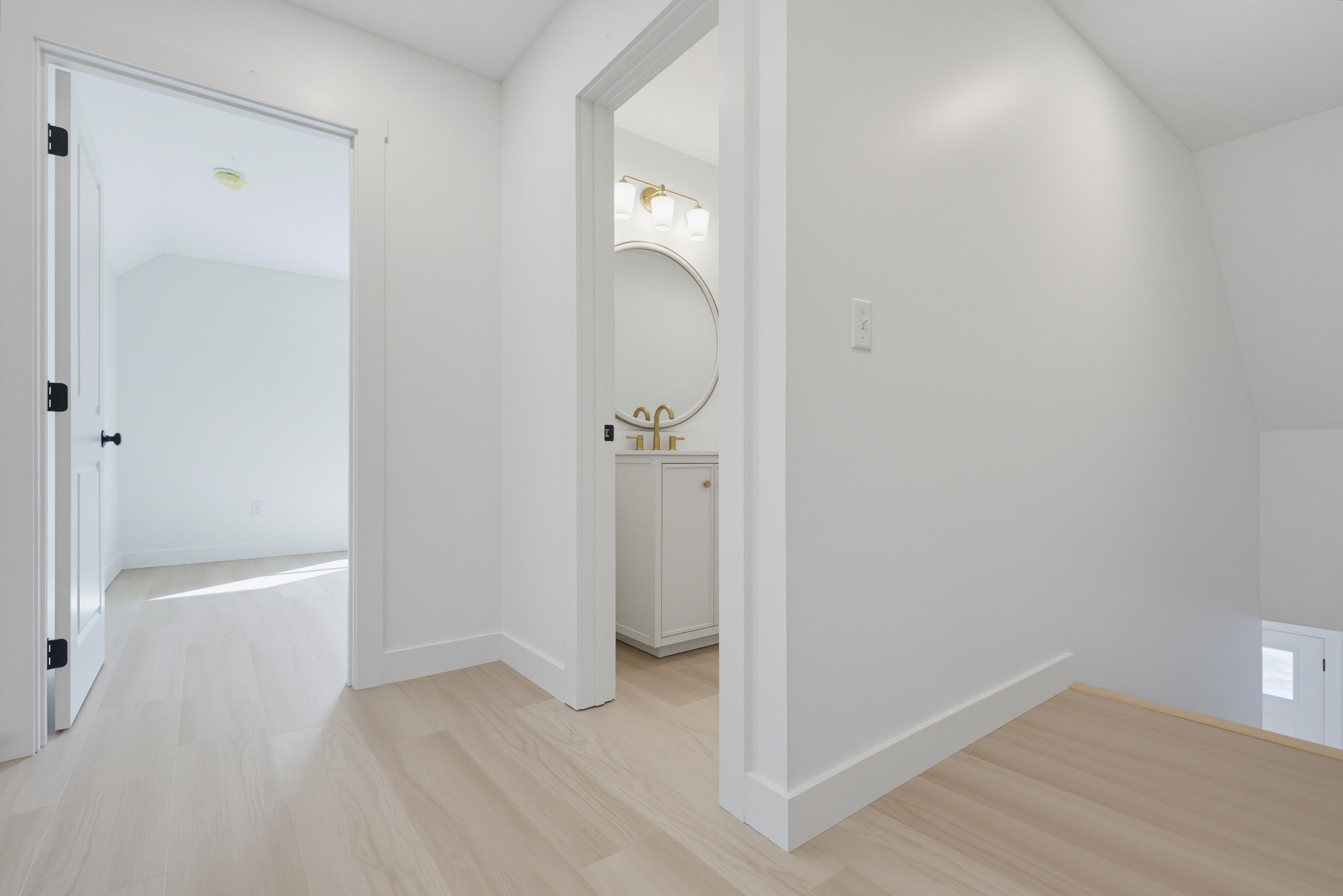 6 Swan Street Property Photo 37