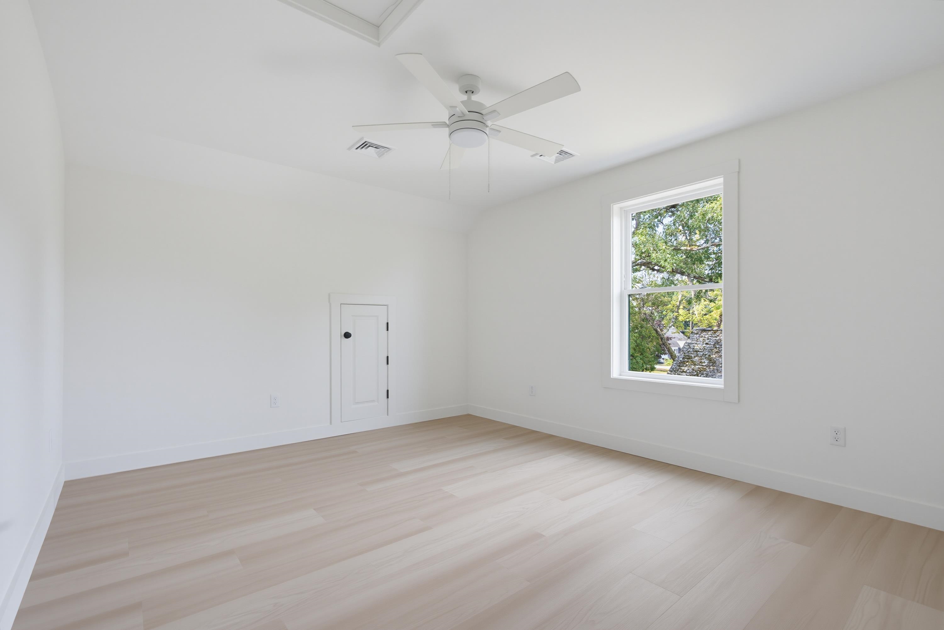 6 Swan Street Property Photo 41