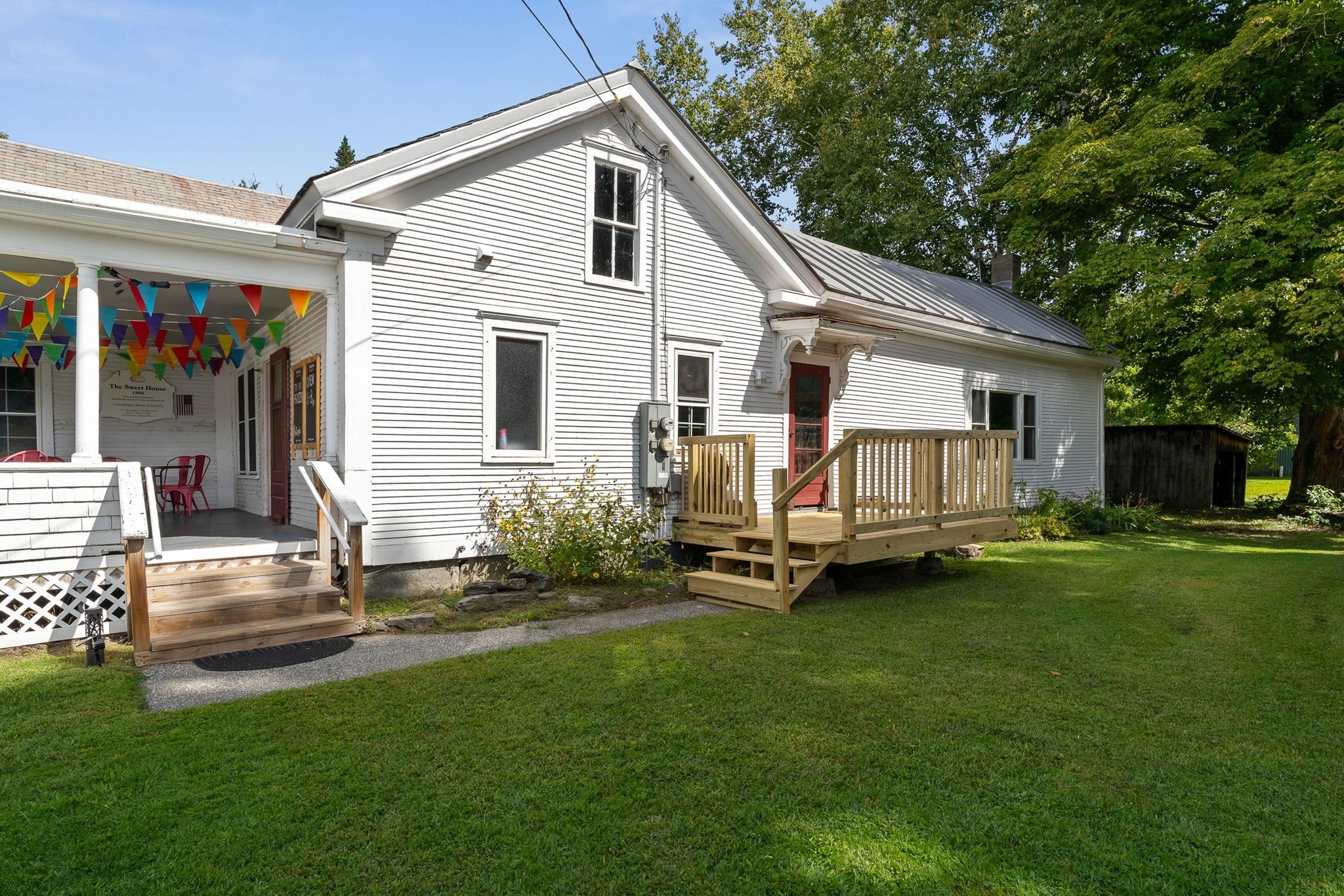 208 Main Street Property Photo 6