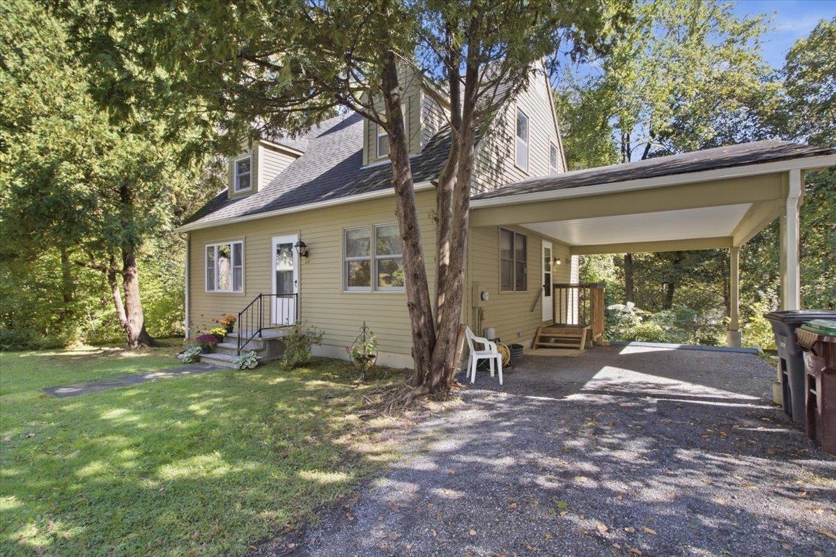 314 Chester Knoll Drive Property Photo 1