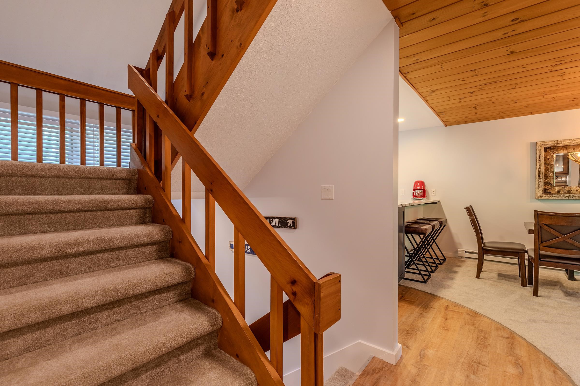 6 High Point Drive Property Photo 16
