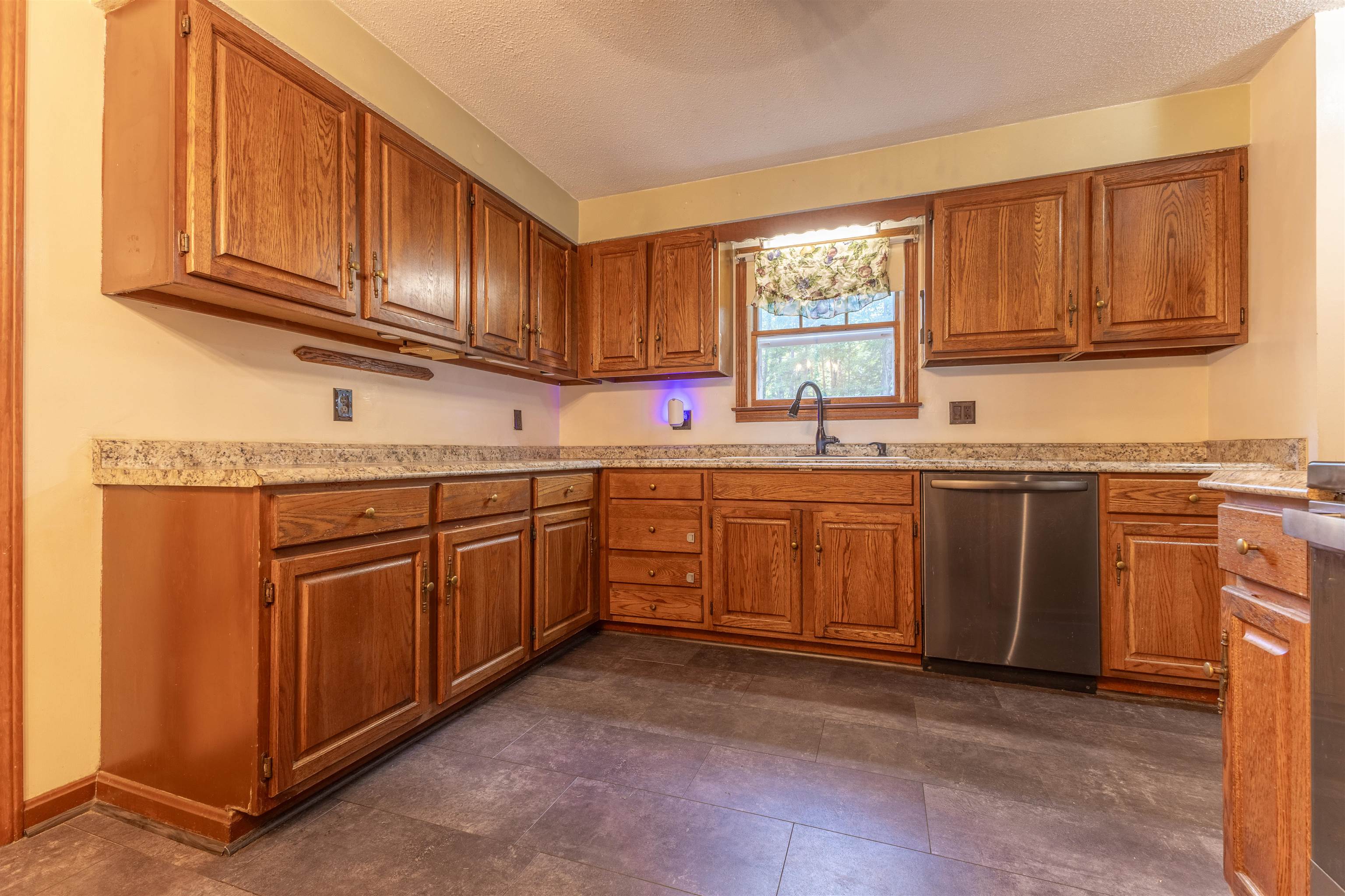 45 Ledgewood Road Property Photo 15