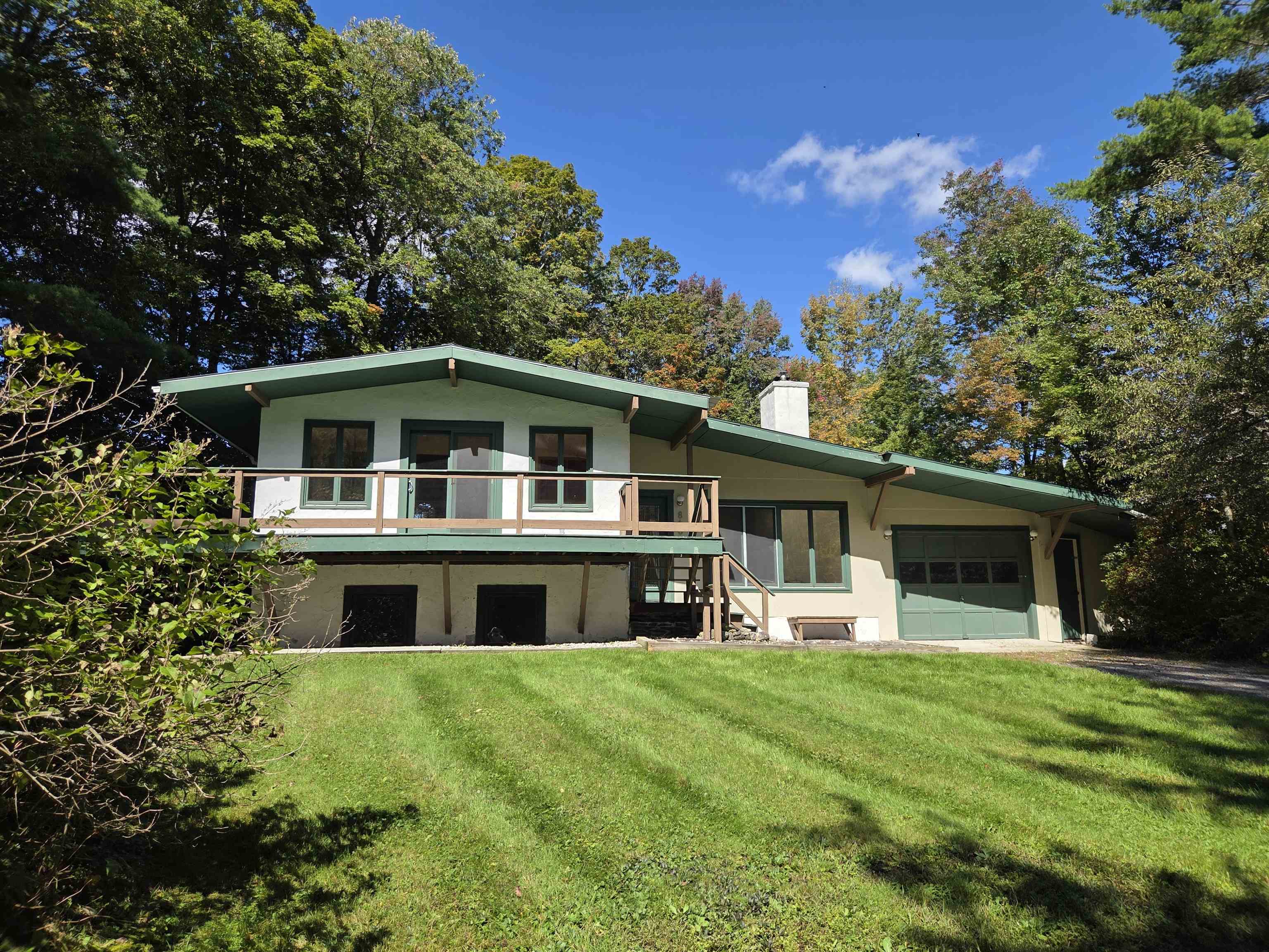 868 Magic Circle Property Photo 1