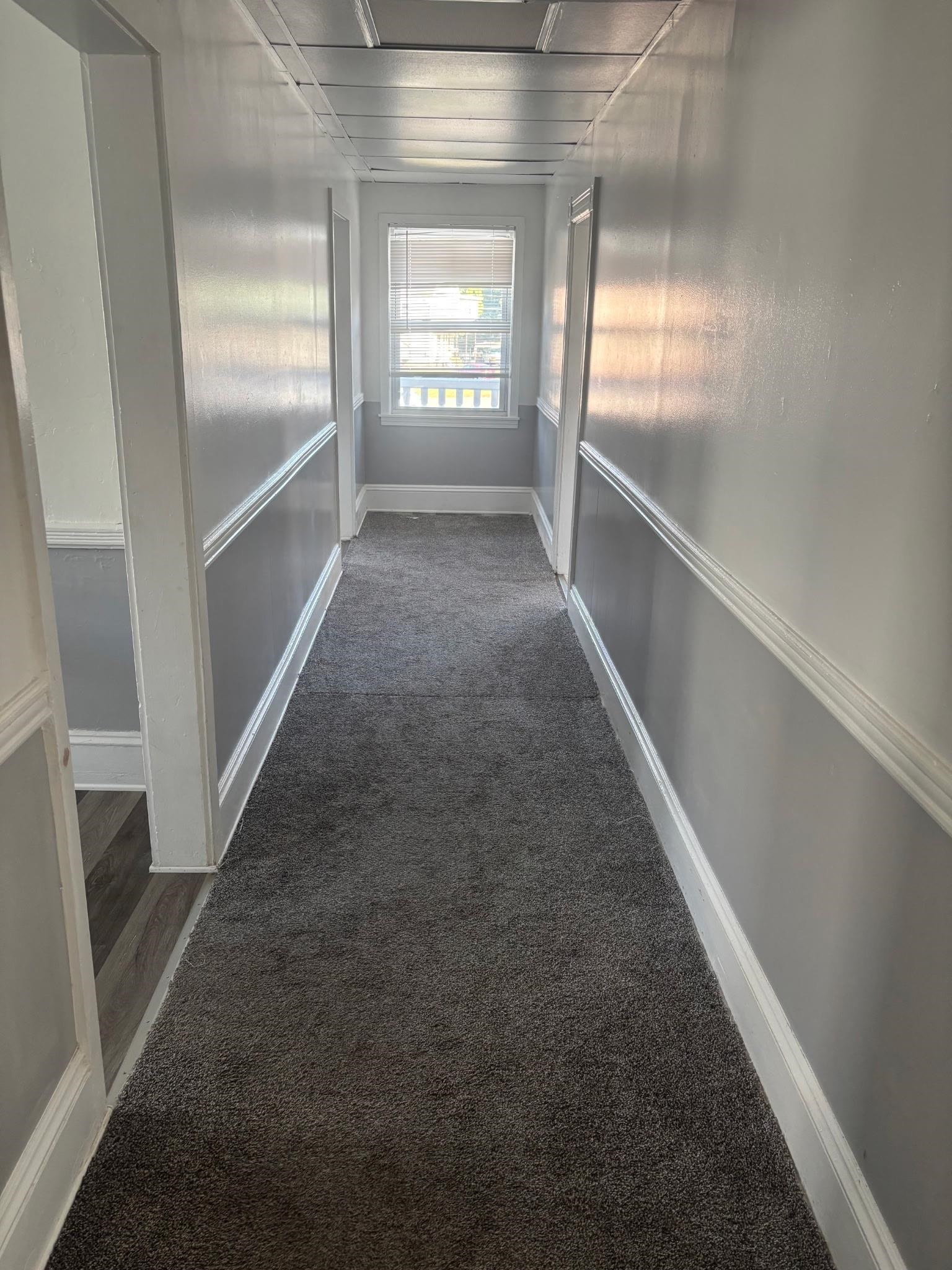 40 W Broadway Property Photo 5
