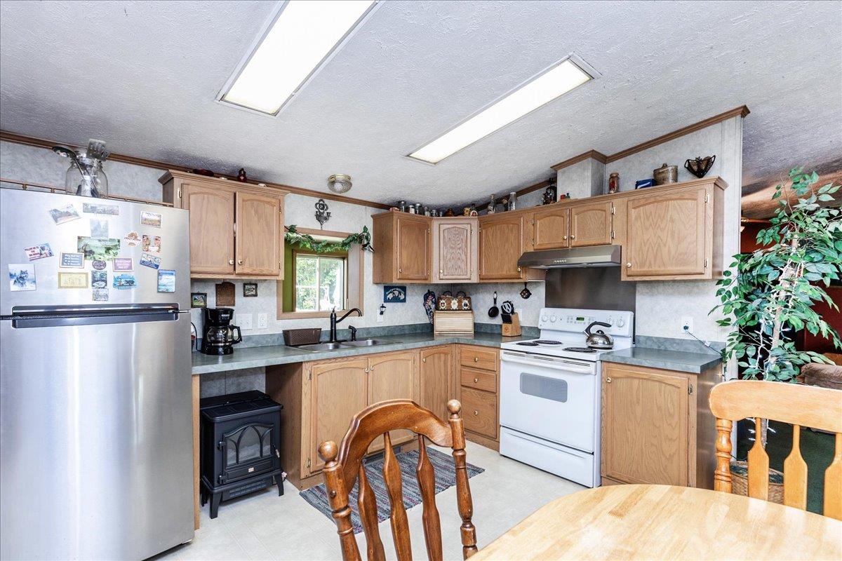 11 Allen Street Property Photo 15