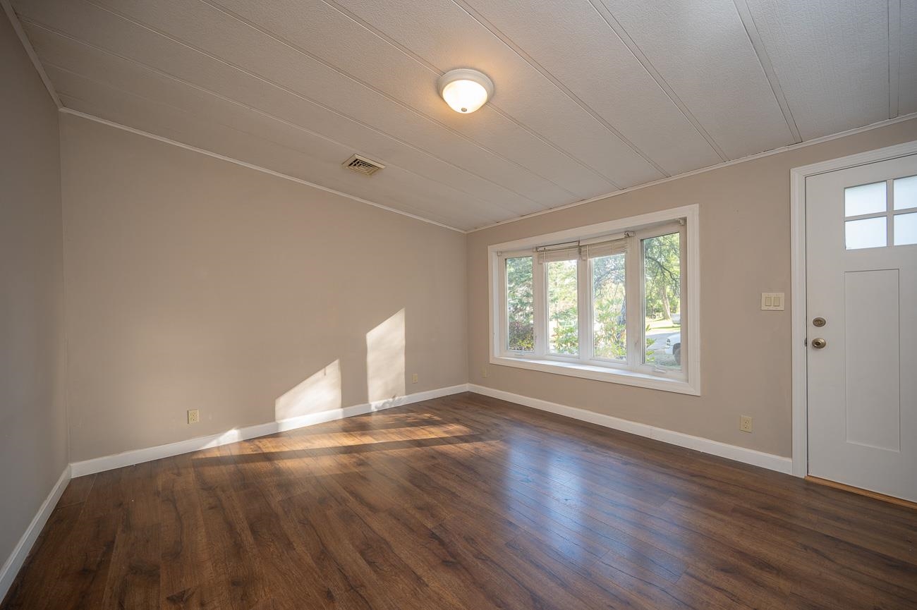 5 Levi Street Property Photo 15