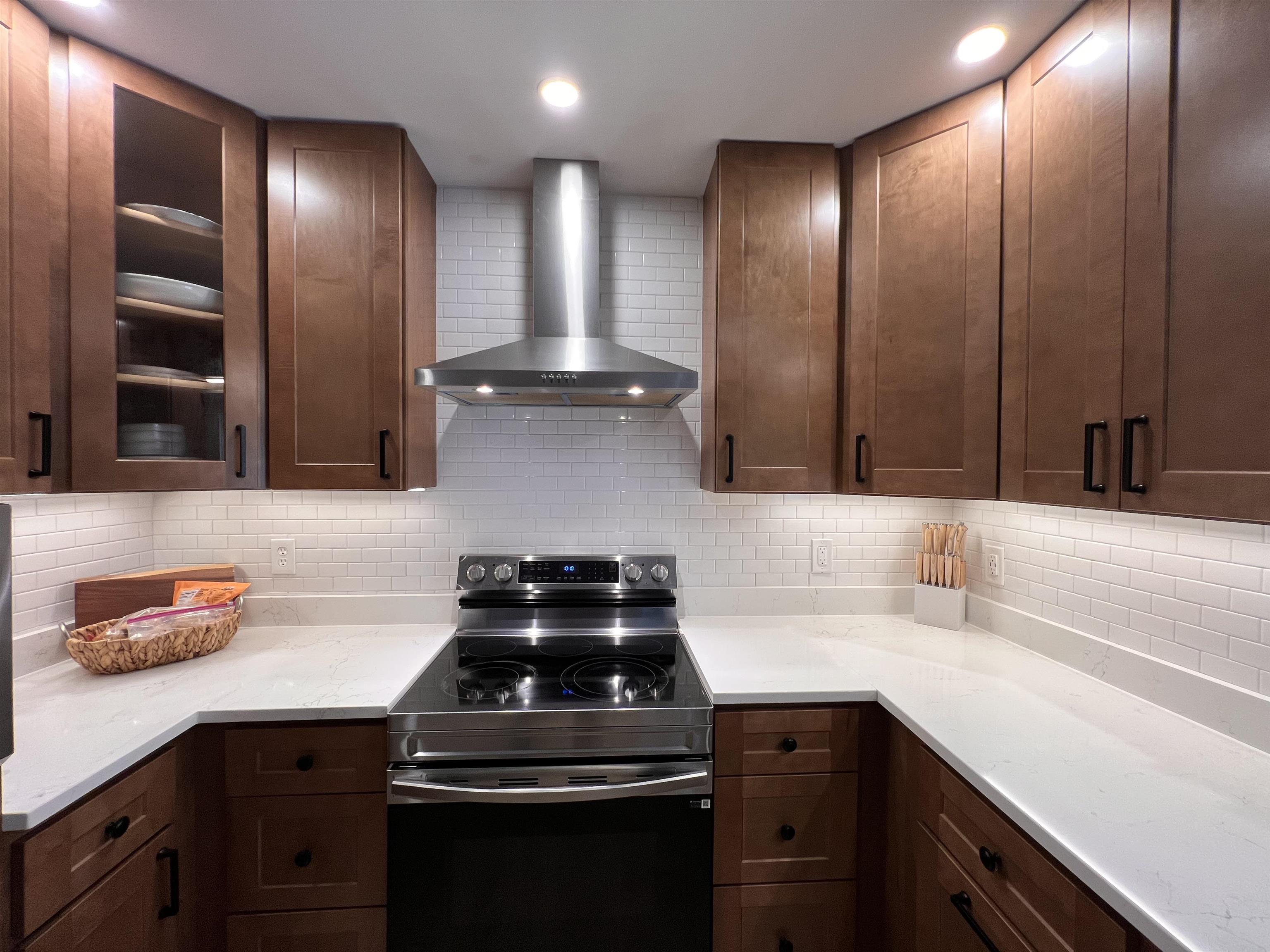 80 Brown Street Property Photo 6