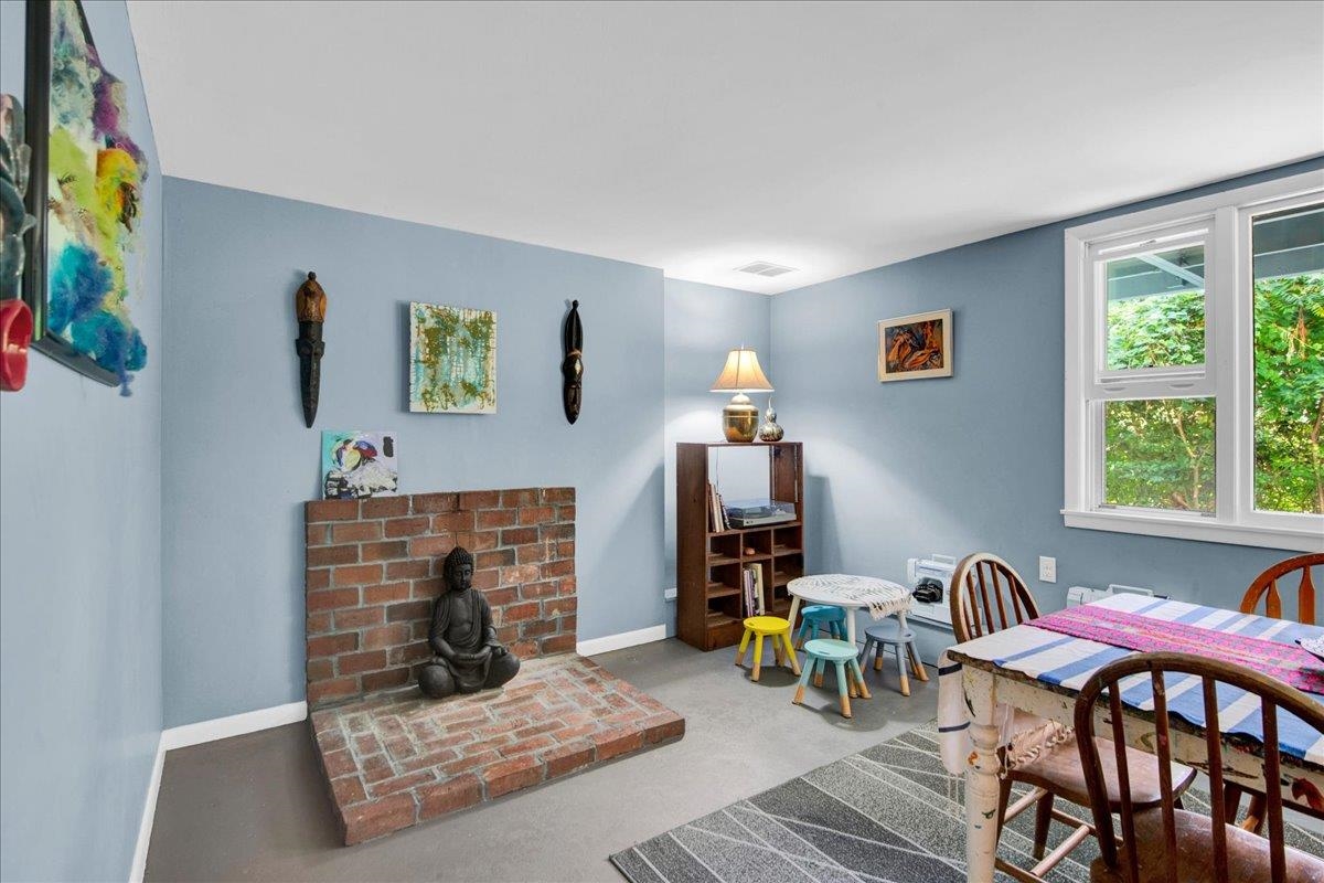 114 Root Road Property Photo 37