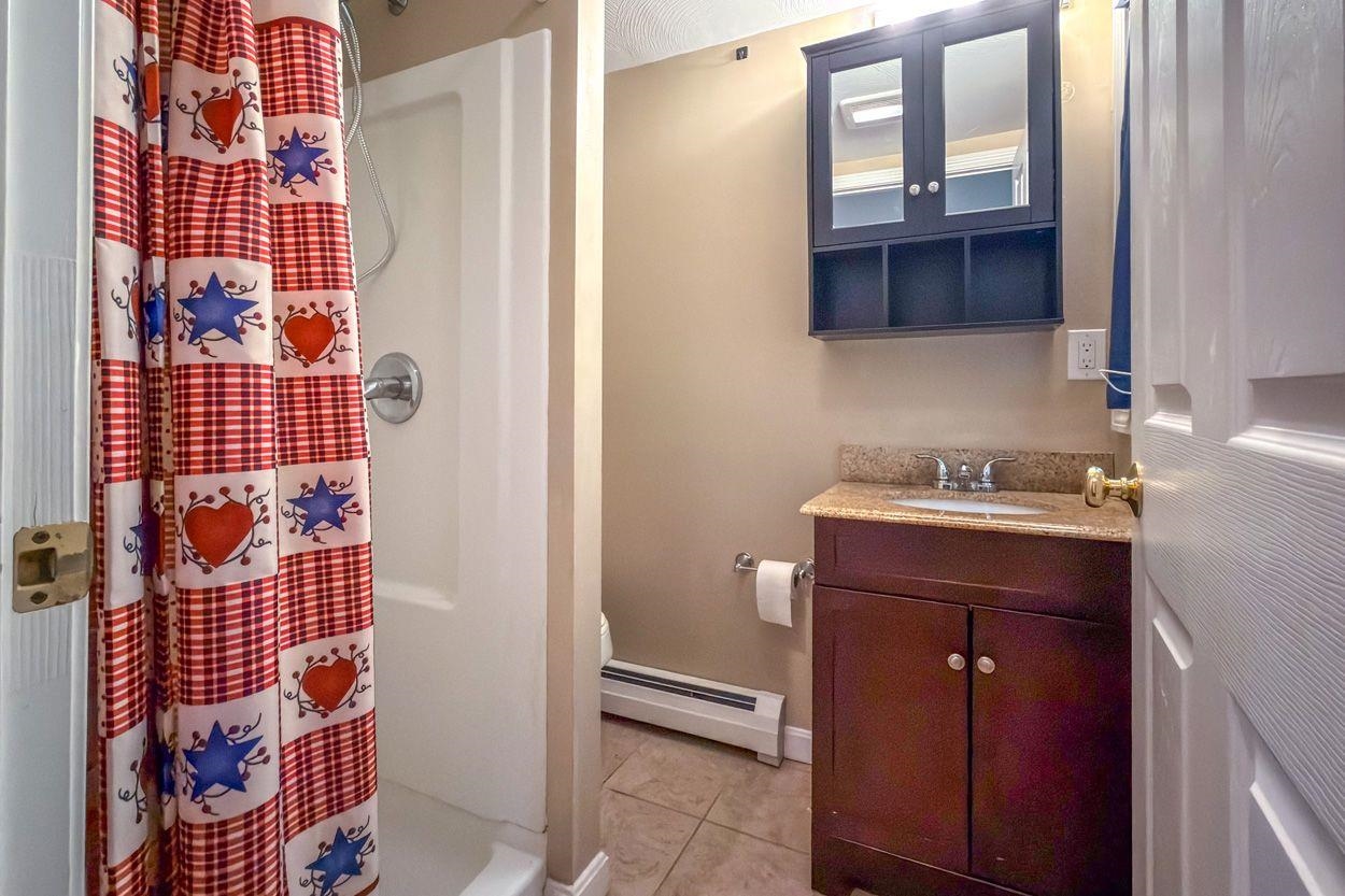 8 Poplar Street Property Photo 9