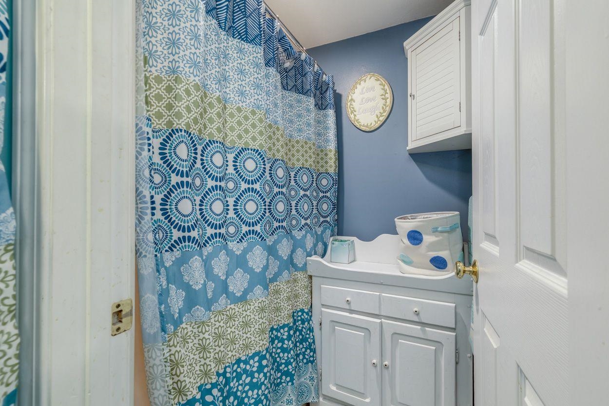8 Poplar Street Property Photo 12