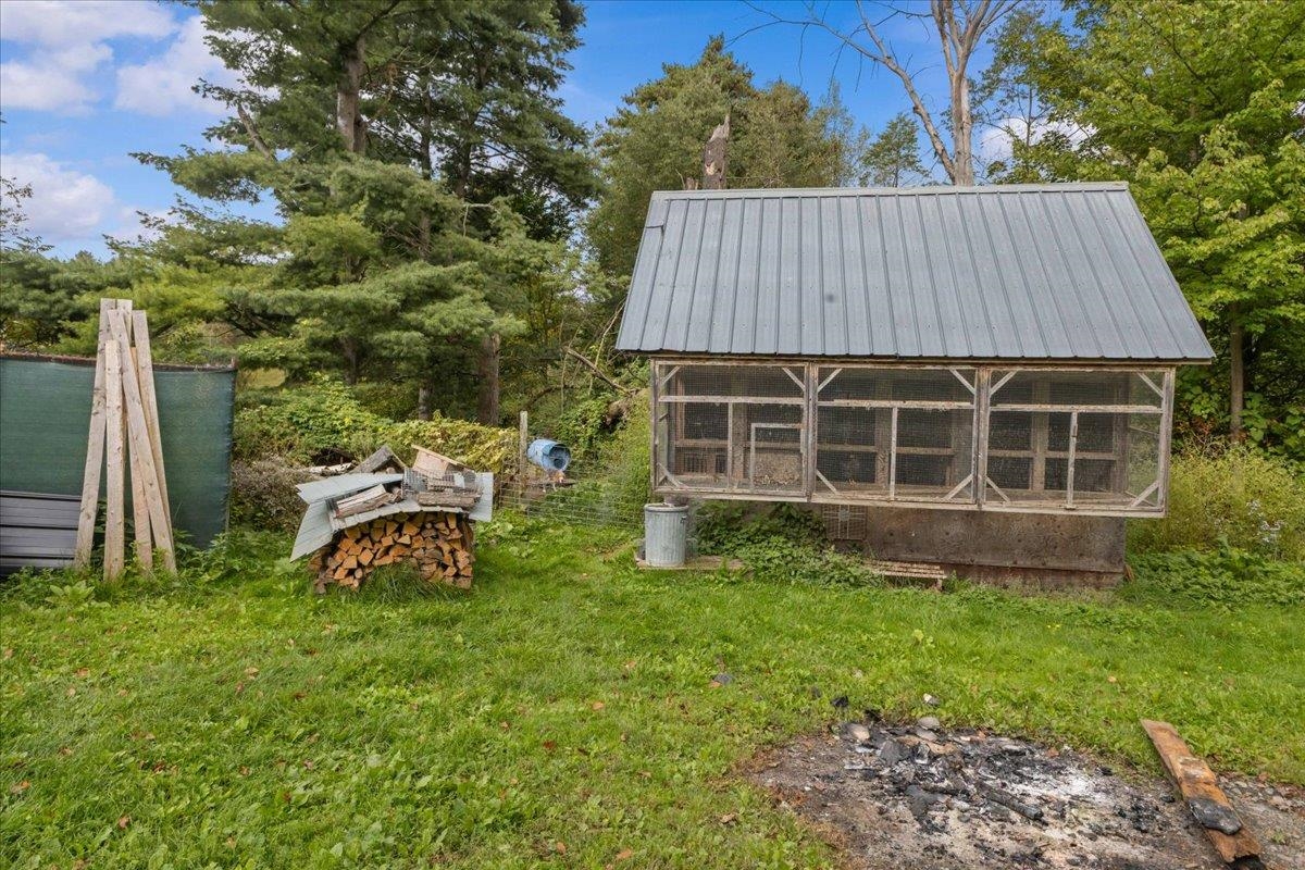 169 Pine Lane Property Photo 6