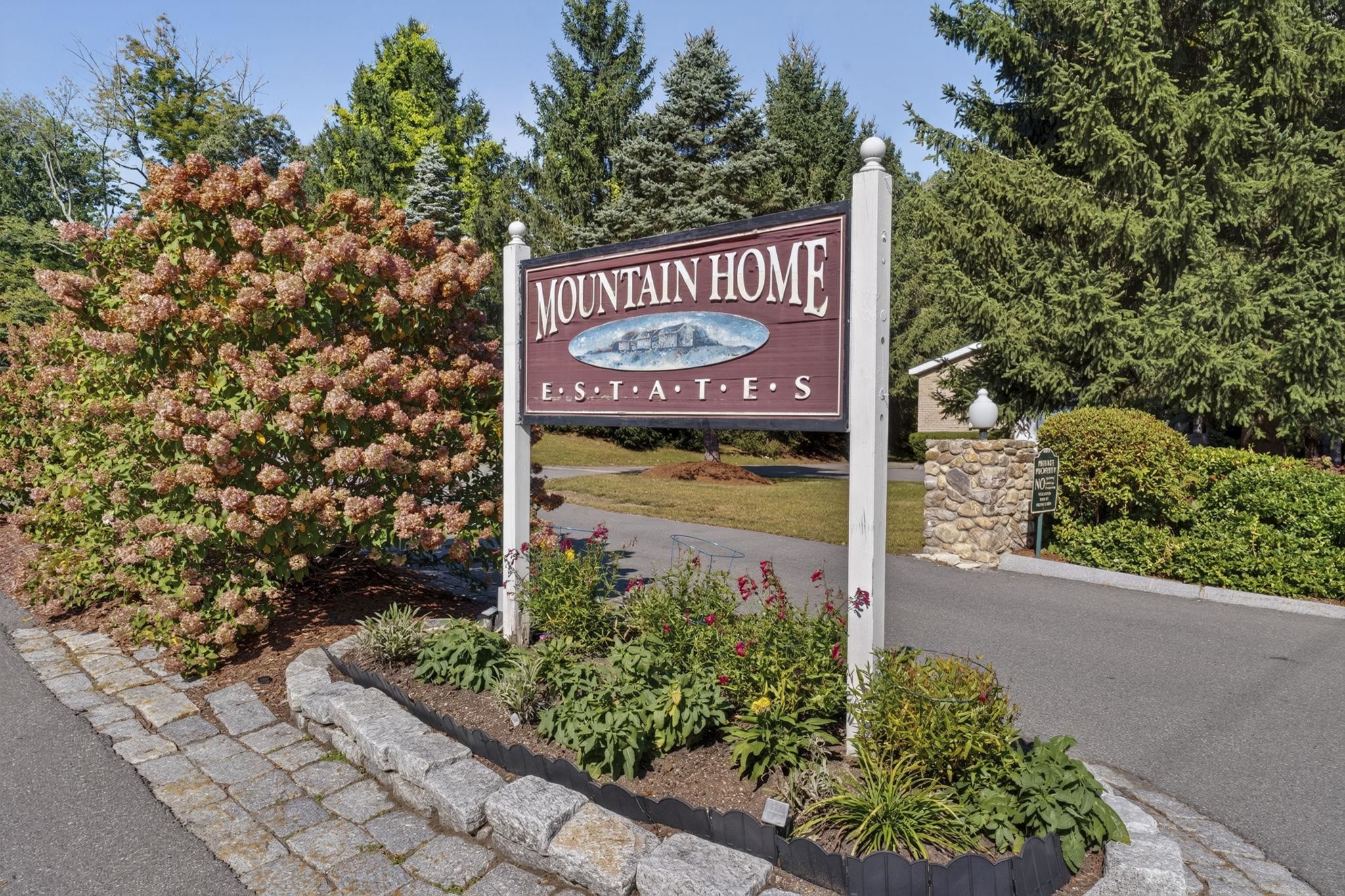 45 Fieldstone Drive Property Photo 2