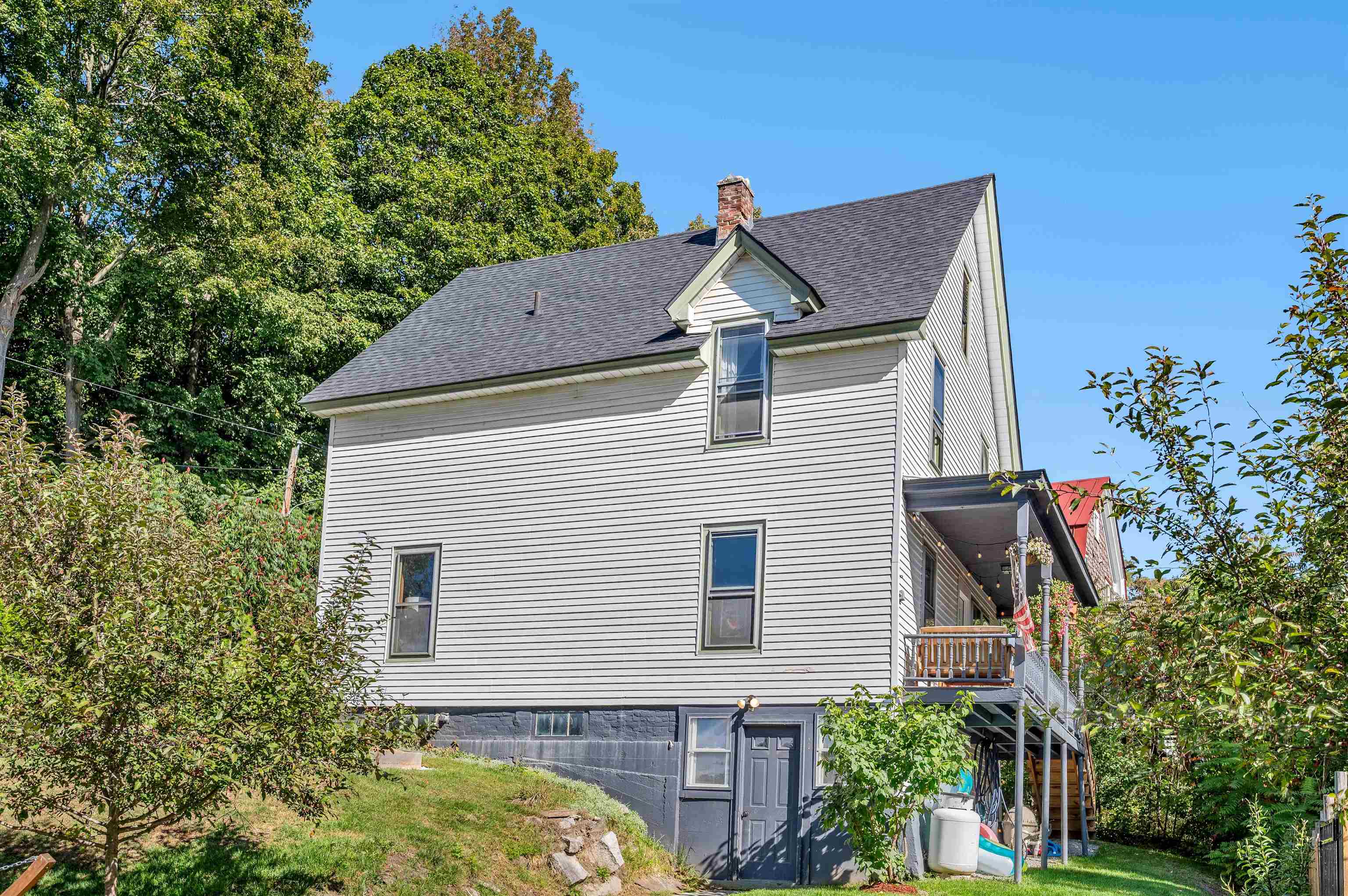 5 Elmwood Avenue Property Photo 18